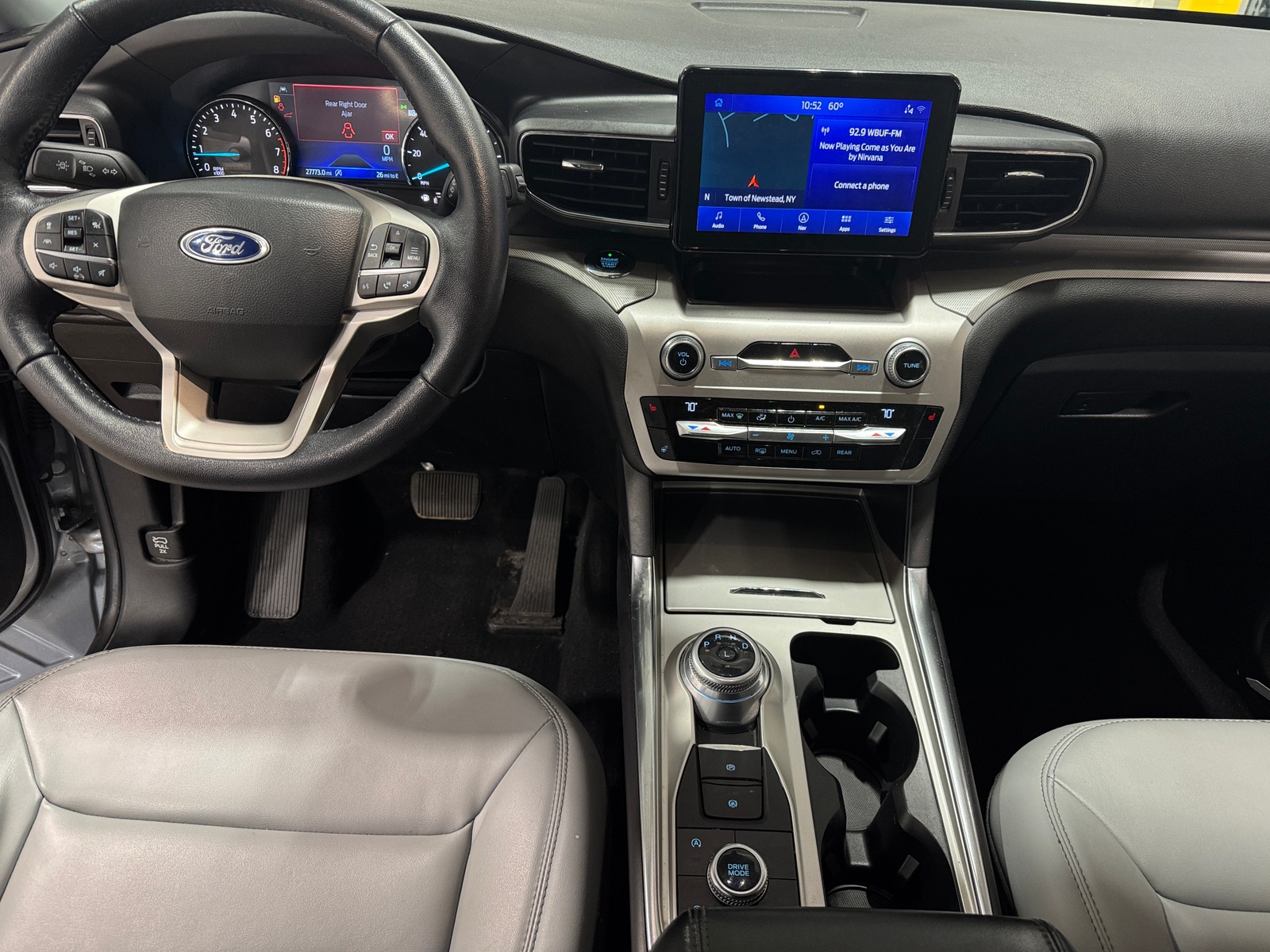 Thumbnail: 2021 Ford Explorer - 3