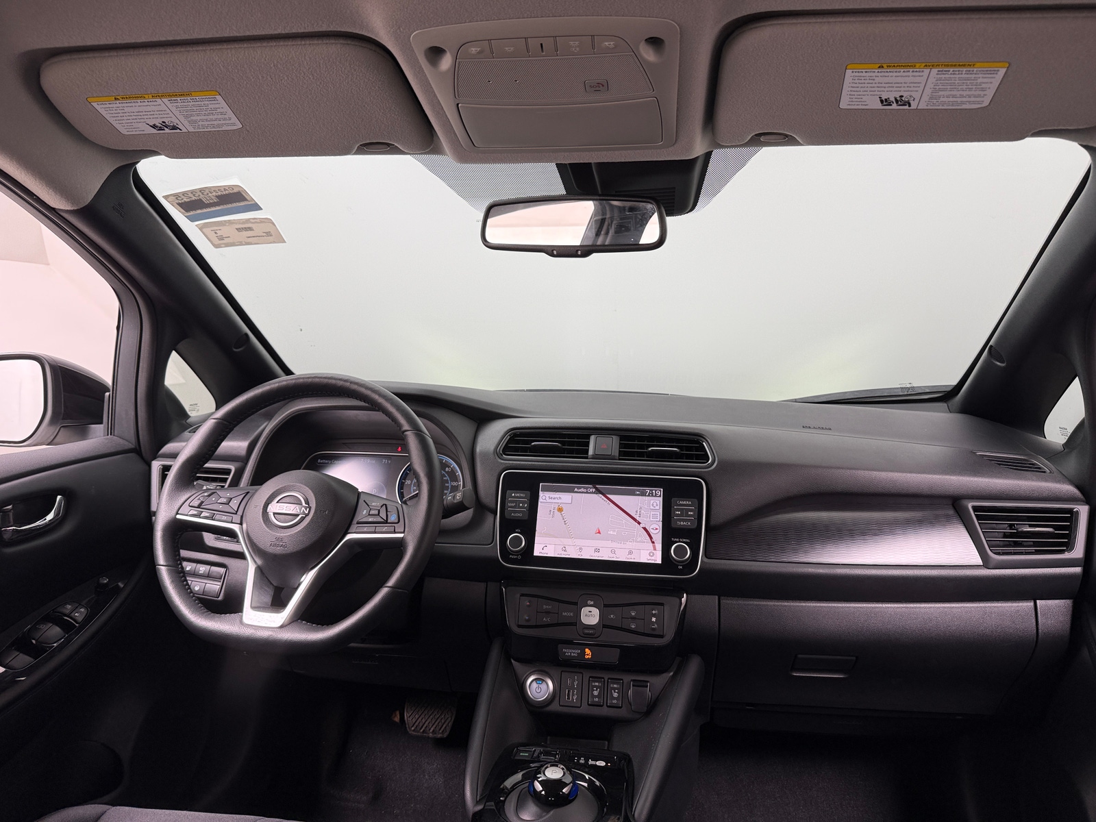 Thumbnail: 2023 Nissan Leaf - 3