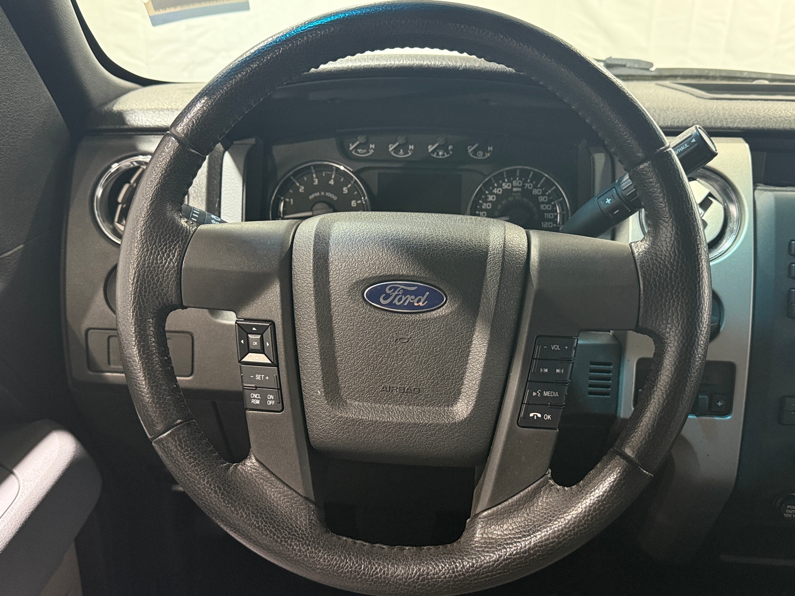 Thumbnail: 2011 Ford Econoline - 5
