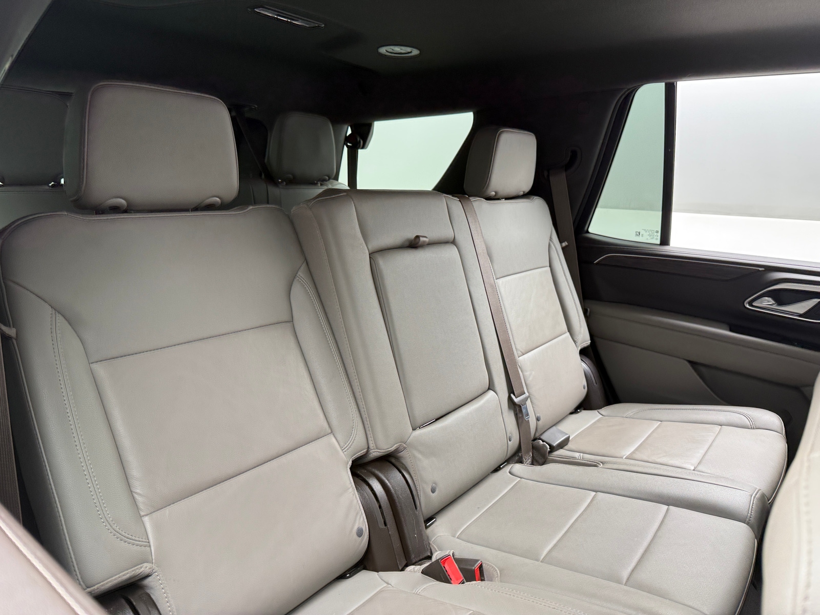 Thumbnail: 2022 Chevrolet Tahoe - 5