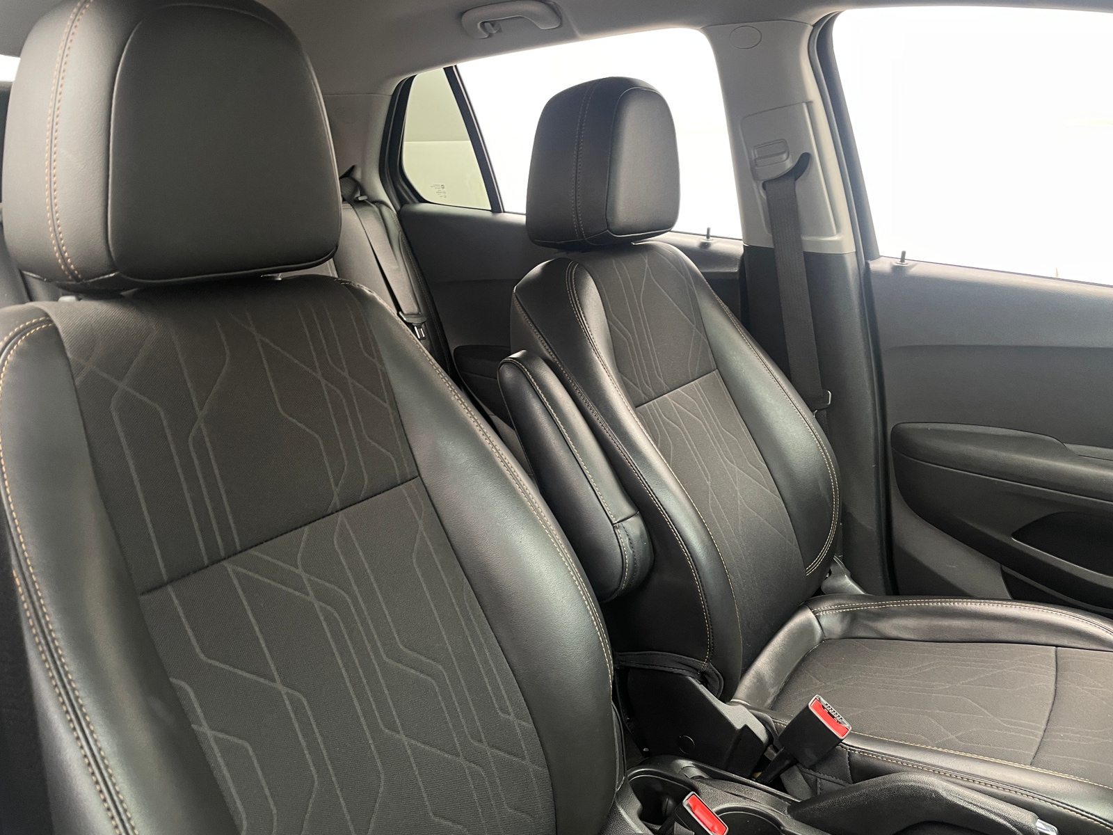Thumbnail: 2020 Chevrolet Trax - 2