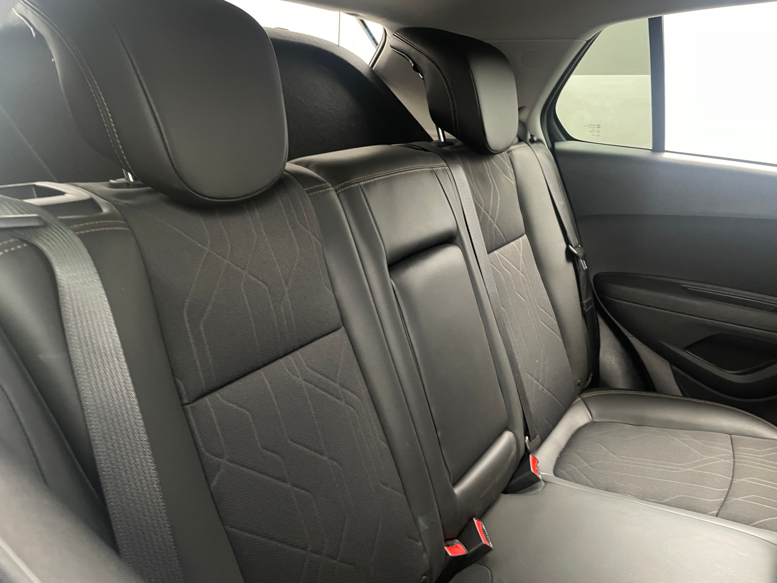 Thumbnail: 2020 Chevrolet Trax - 6