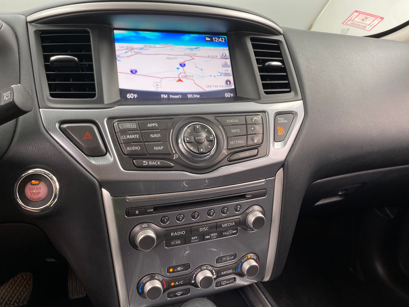 Thumbnail: 2018 Nissan Pathfinder - 3