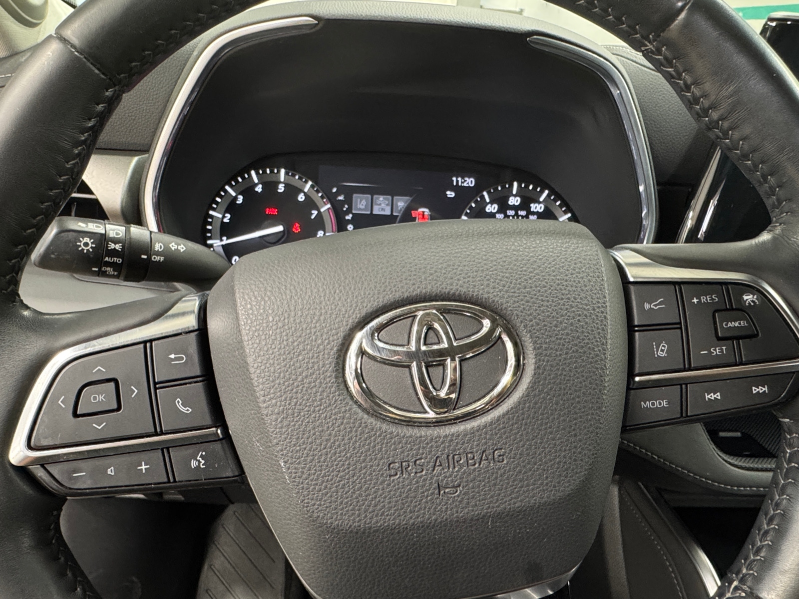 Thumbnail: 2021 Toyota Highlander - 5