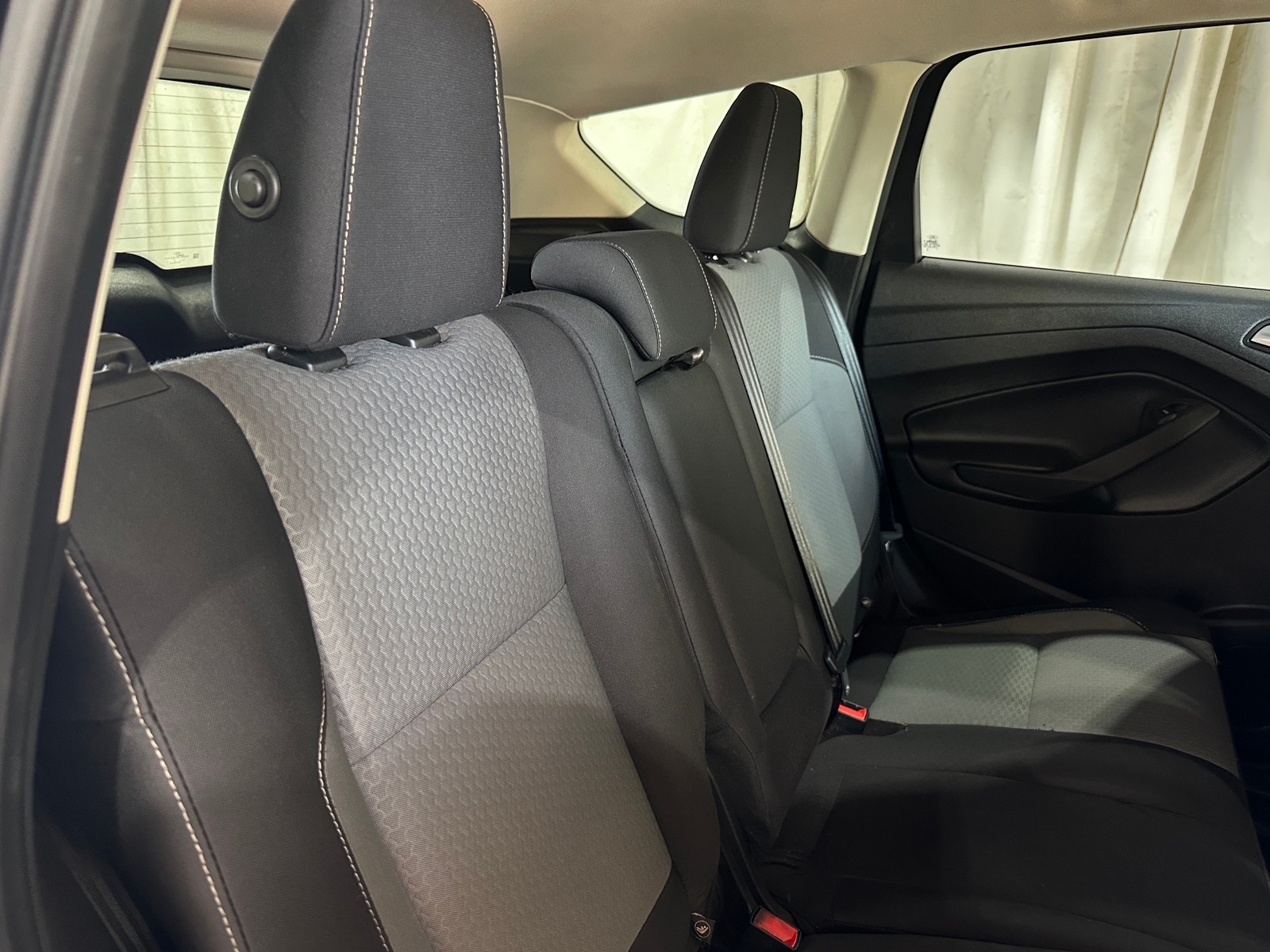 Thumbnail: 2017 Ford Escape - 6