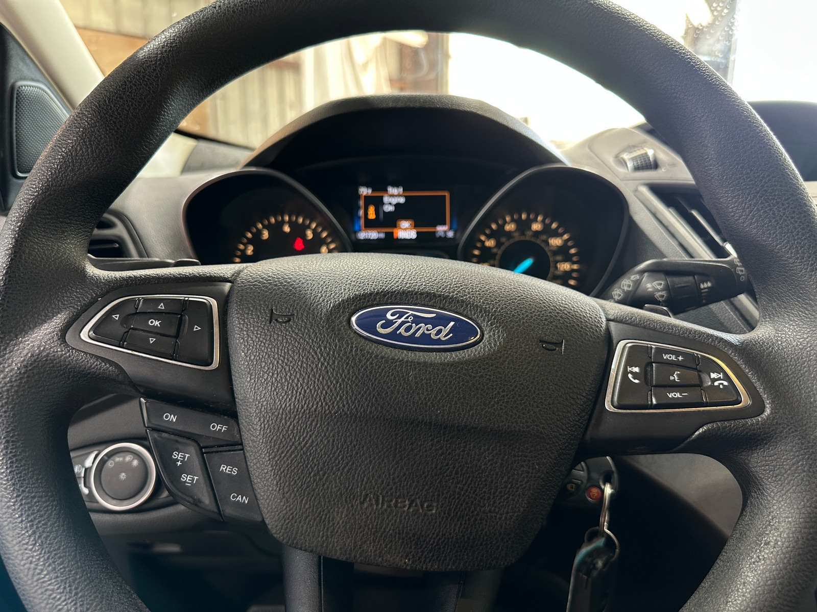 Thumbnail: 2017 Ford Escape - 5