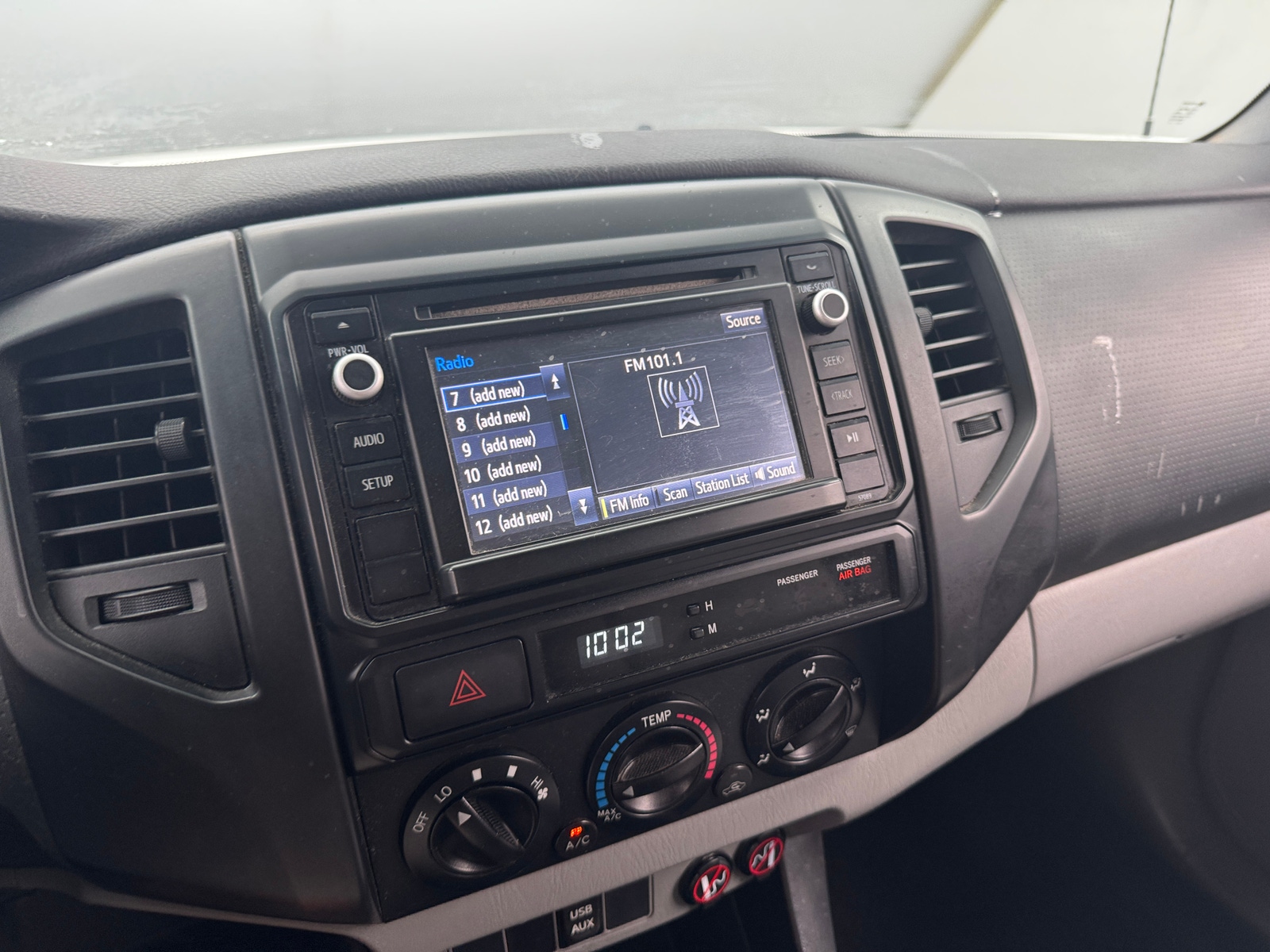 Thumbnail: 2014 Toyota Tacoma - 4
