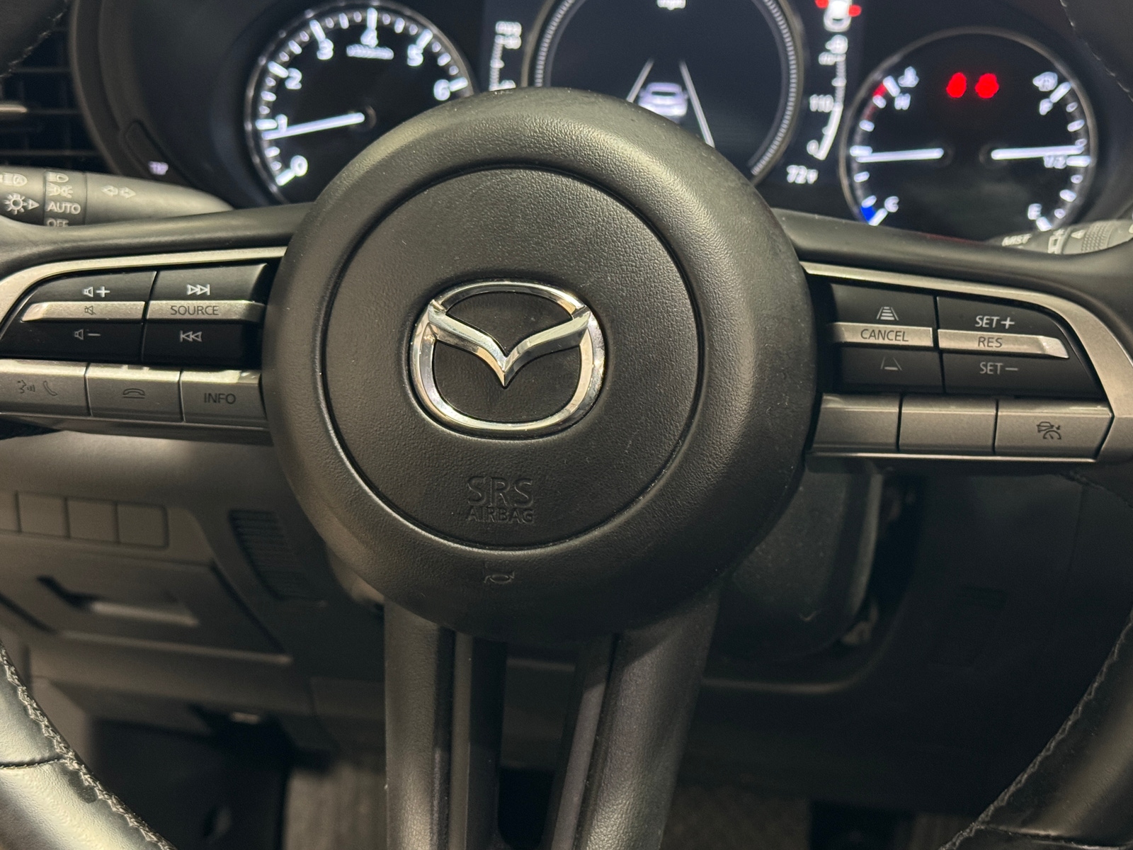 Thumbnail: 2023 Mazda CX-30 - 4