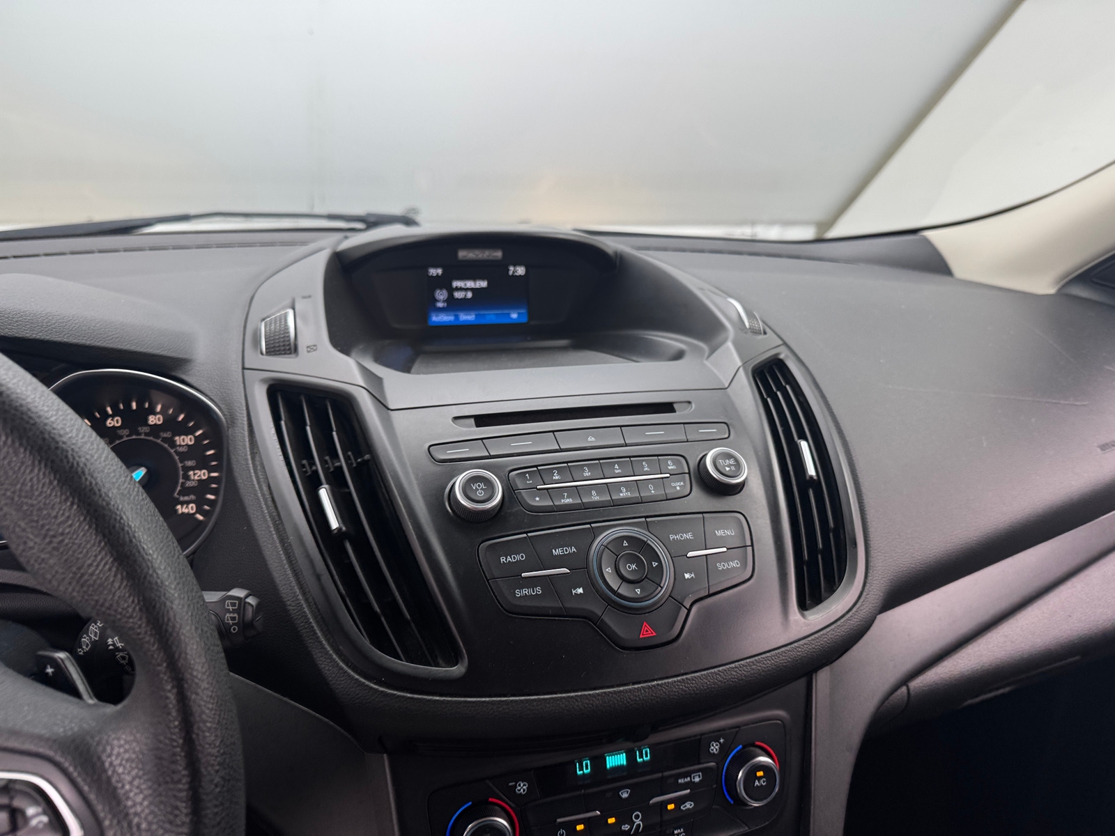 Thumbnail: 2017 Ford Escape - 4