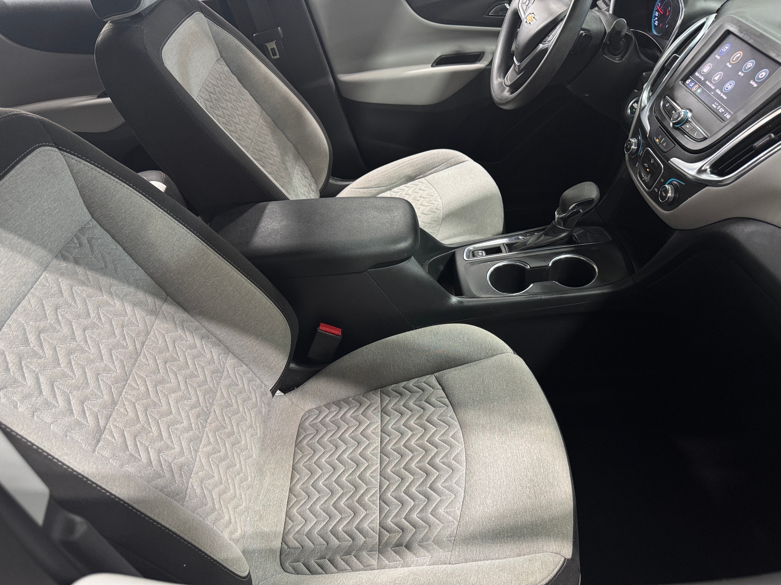 Thumbnail: 2024 Chevrolet Equinox - 2