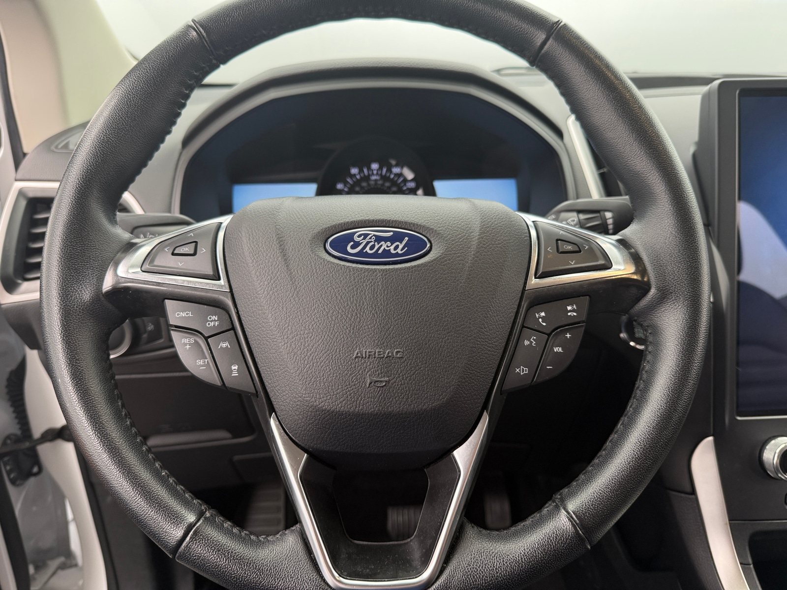 Thumbnail: 2024 Ford Edge - 4