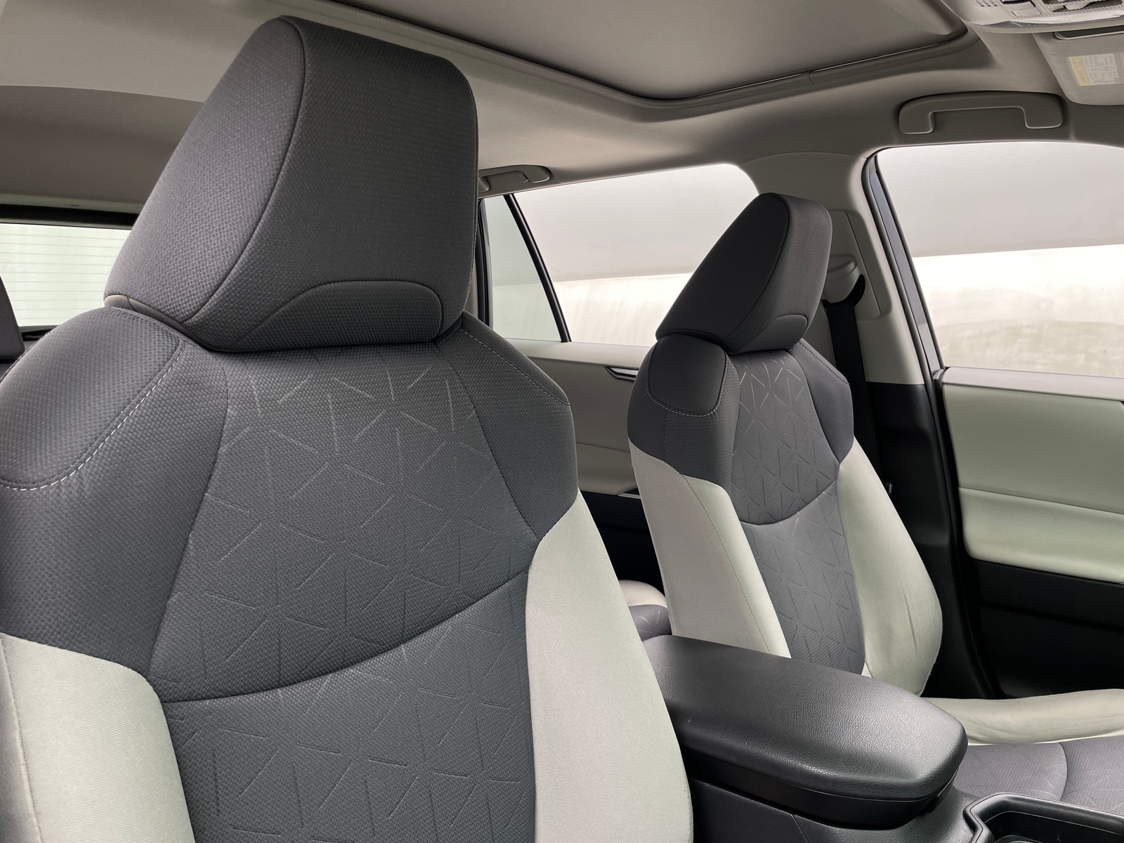 Thumbnail: 2019 Toyota RAV4 - 2