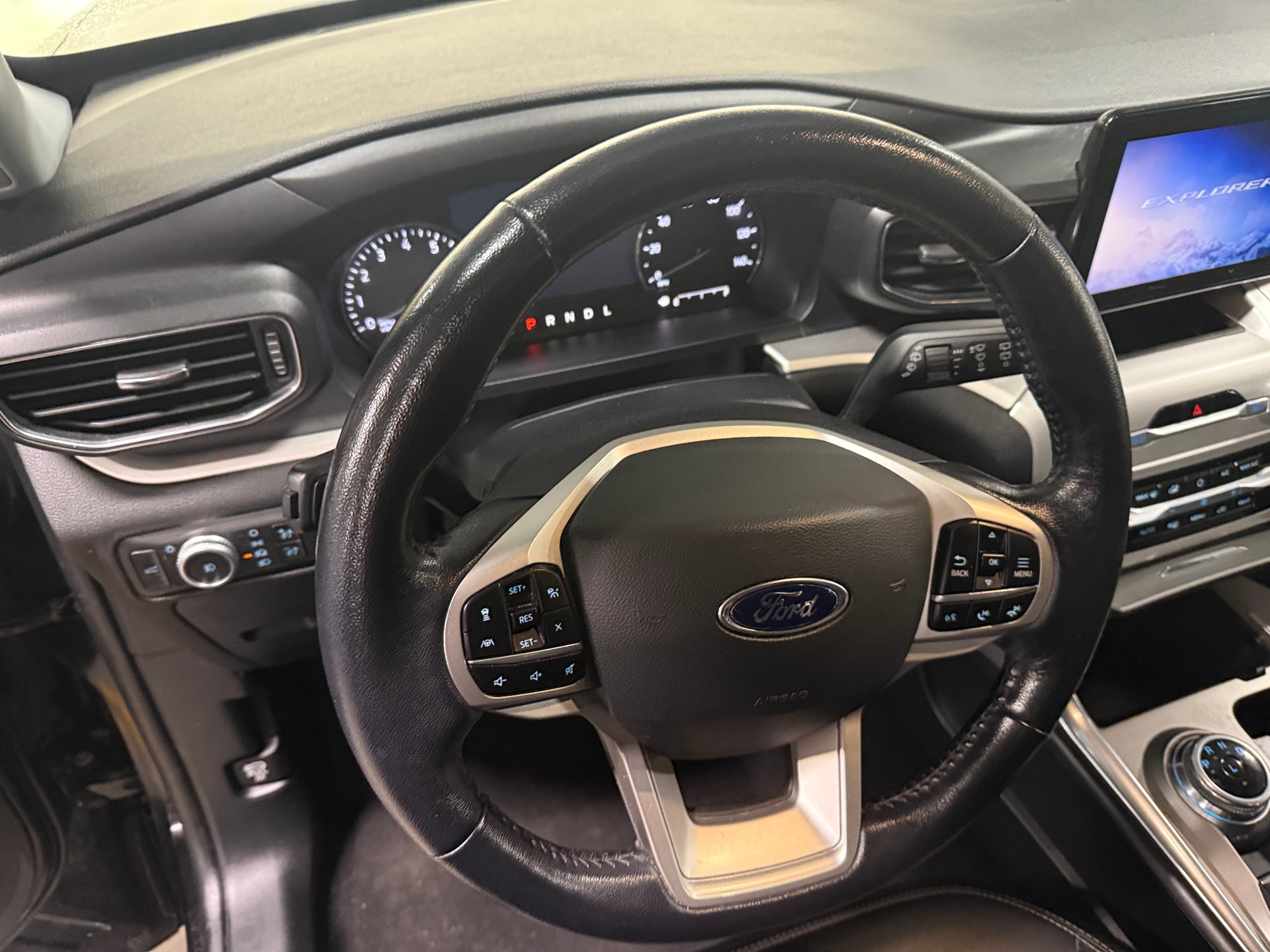 Thumbnail: 2022 Ford Explorer - 4