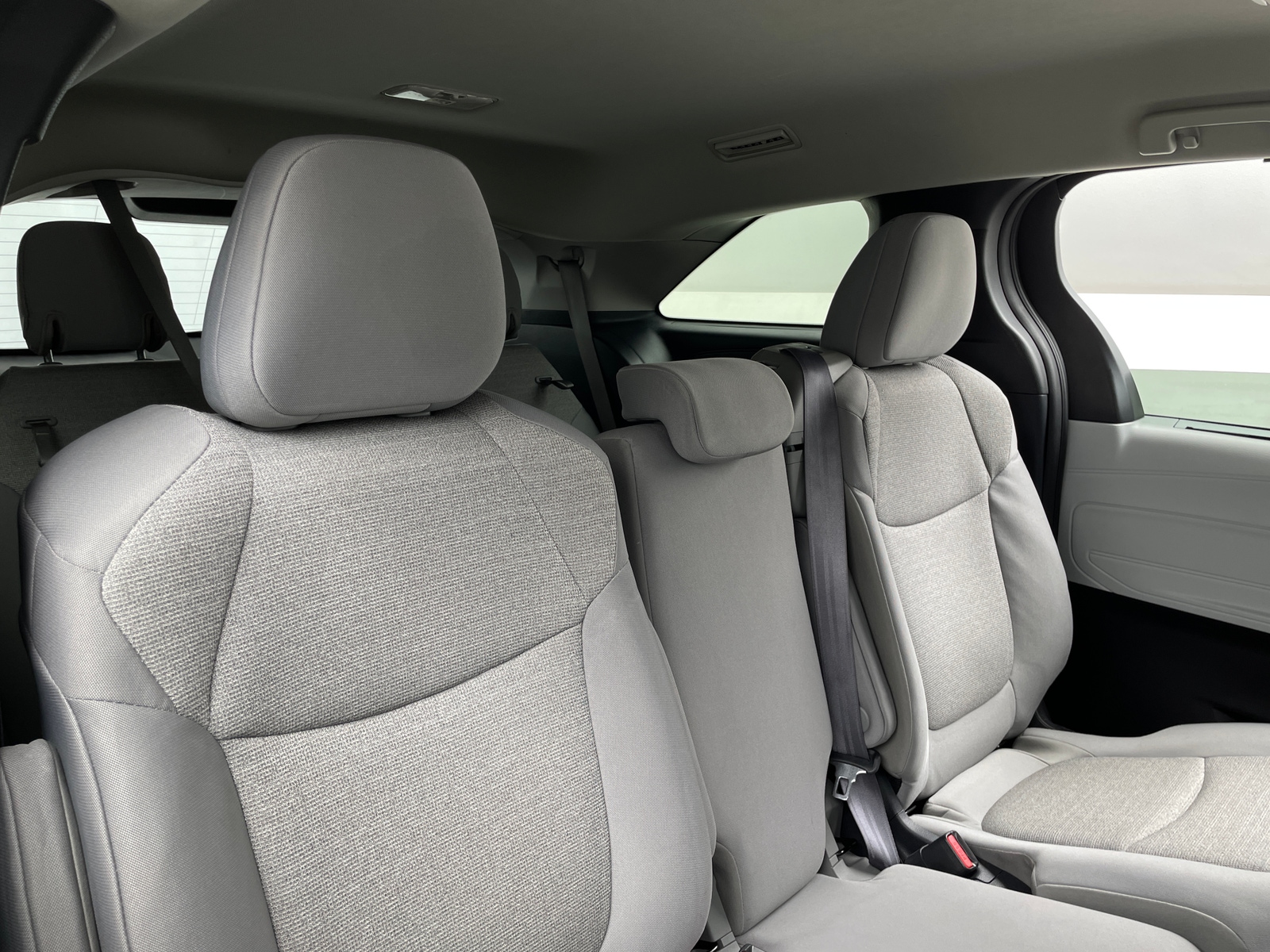 Thumbnail: 2025 Toyota Sienna - 6