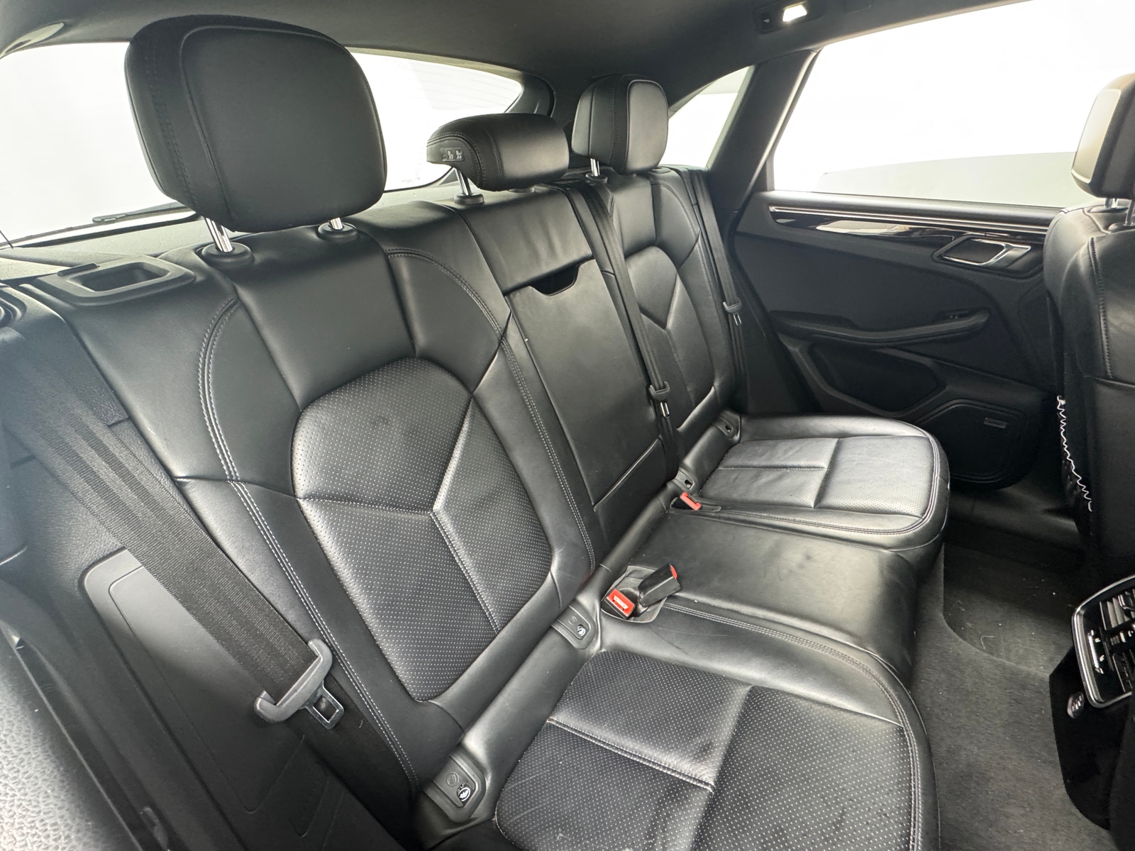 Thumbnail: 2018 Porsche Macan - 5