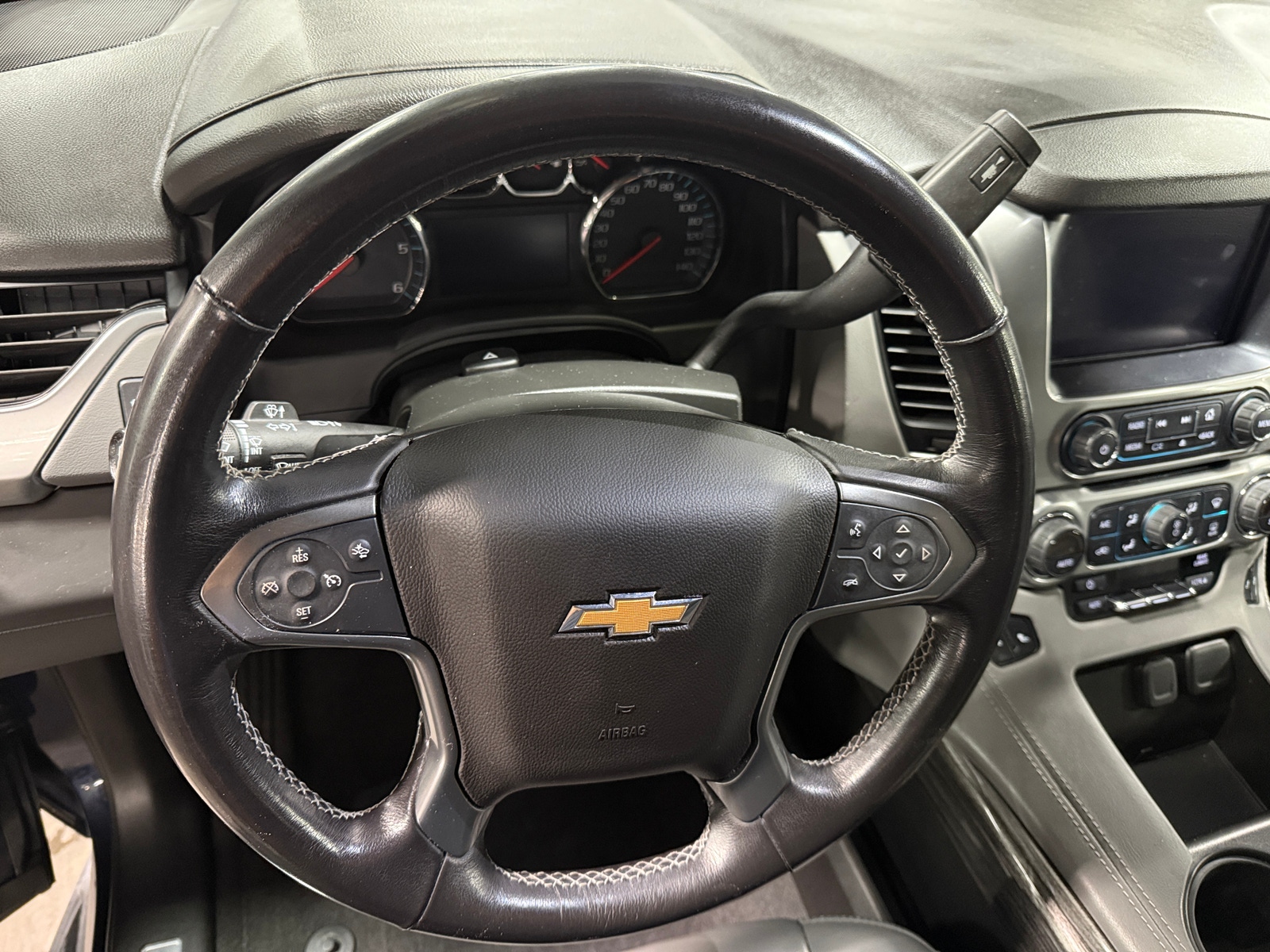 Thumbnail: 2020 Chevrolet Suburban - 4