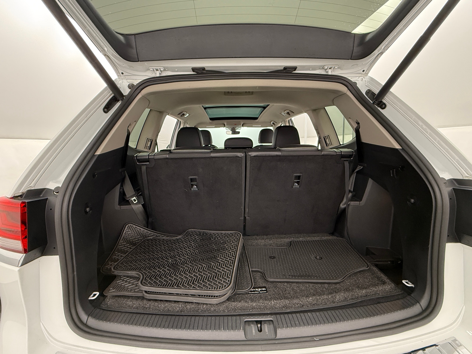 Thumbnail: 2021 Volkswagen Atlas - 6