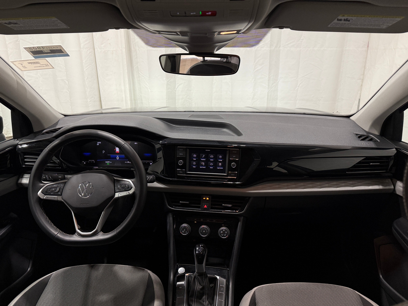 Thumbnail: 2024 Volkswagen Taos - 3