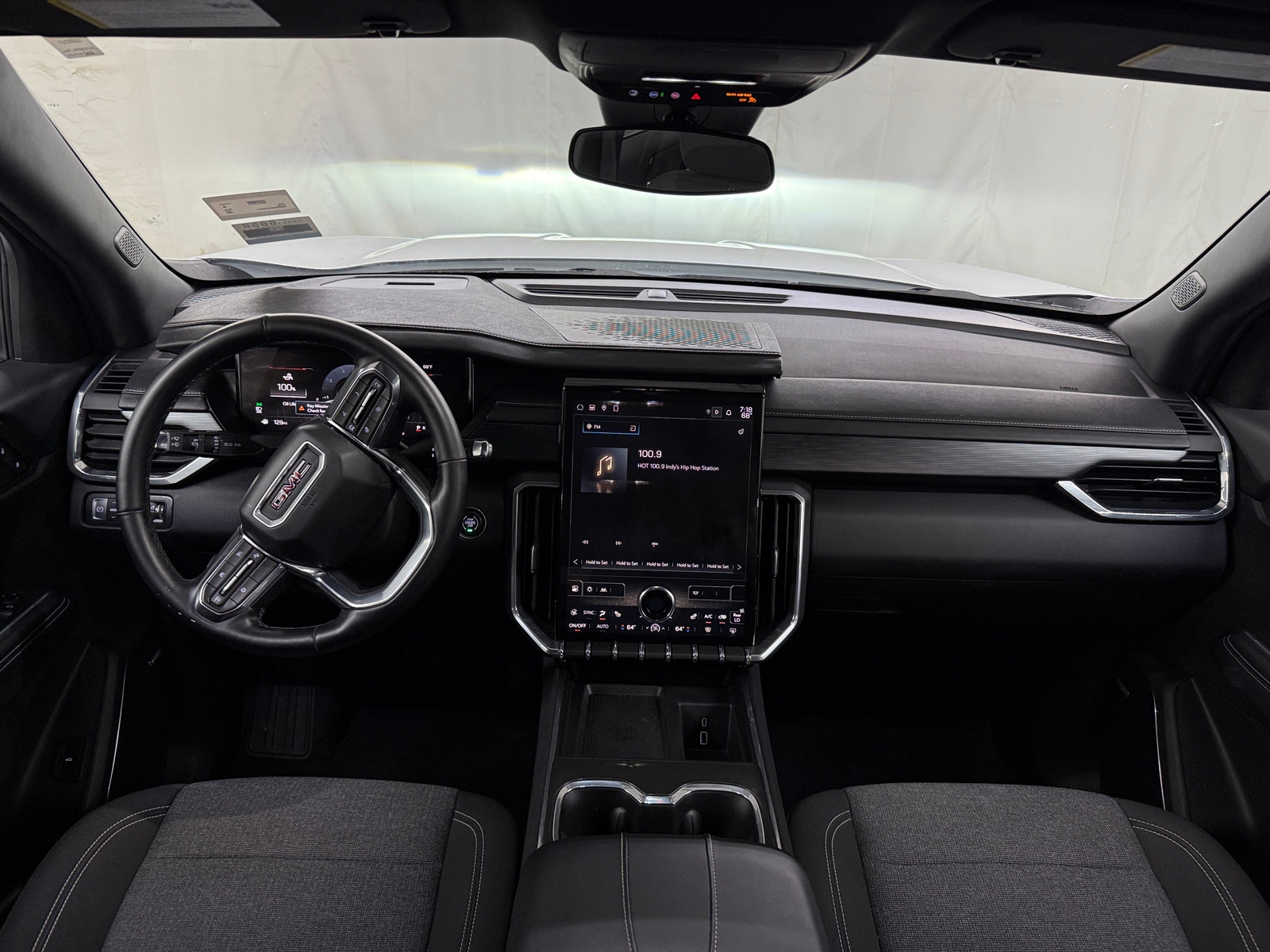 Thumbnail: 2025 GMC Acadia - 3