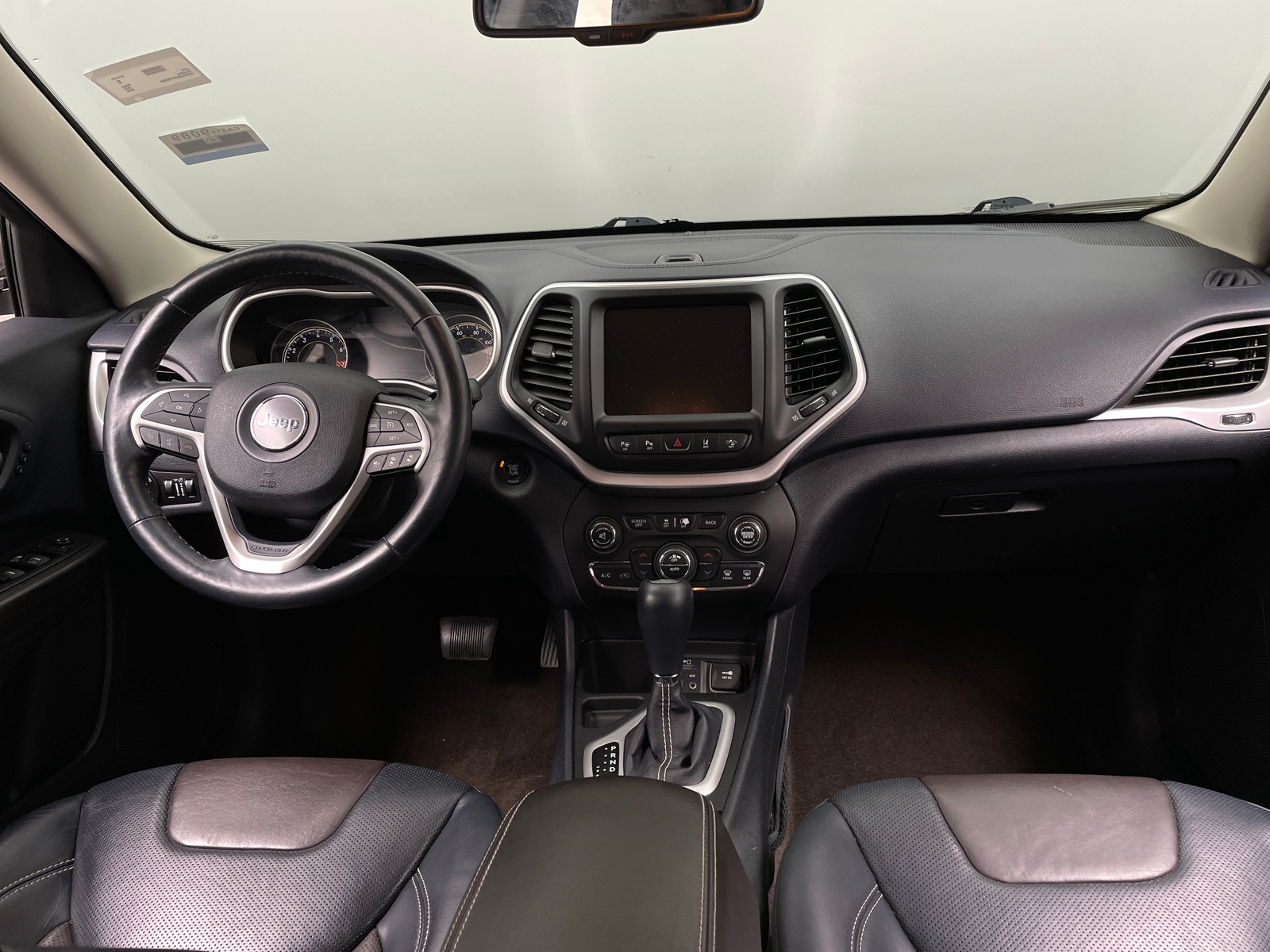 Thumbnail: 2015 Jeep Cherokee - 2