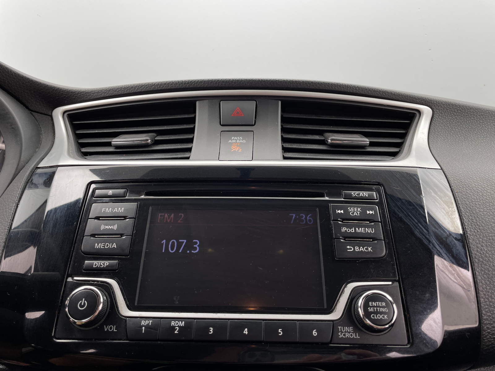 Thumbnail: 2018 Nissan Sentra - 4