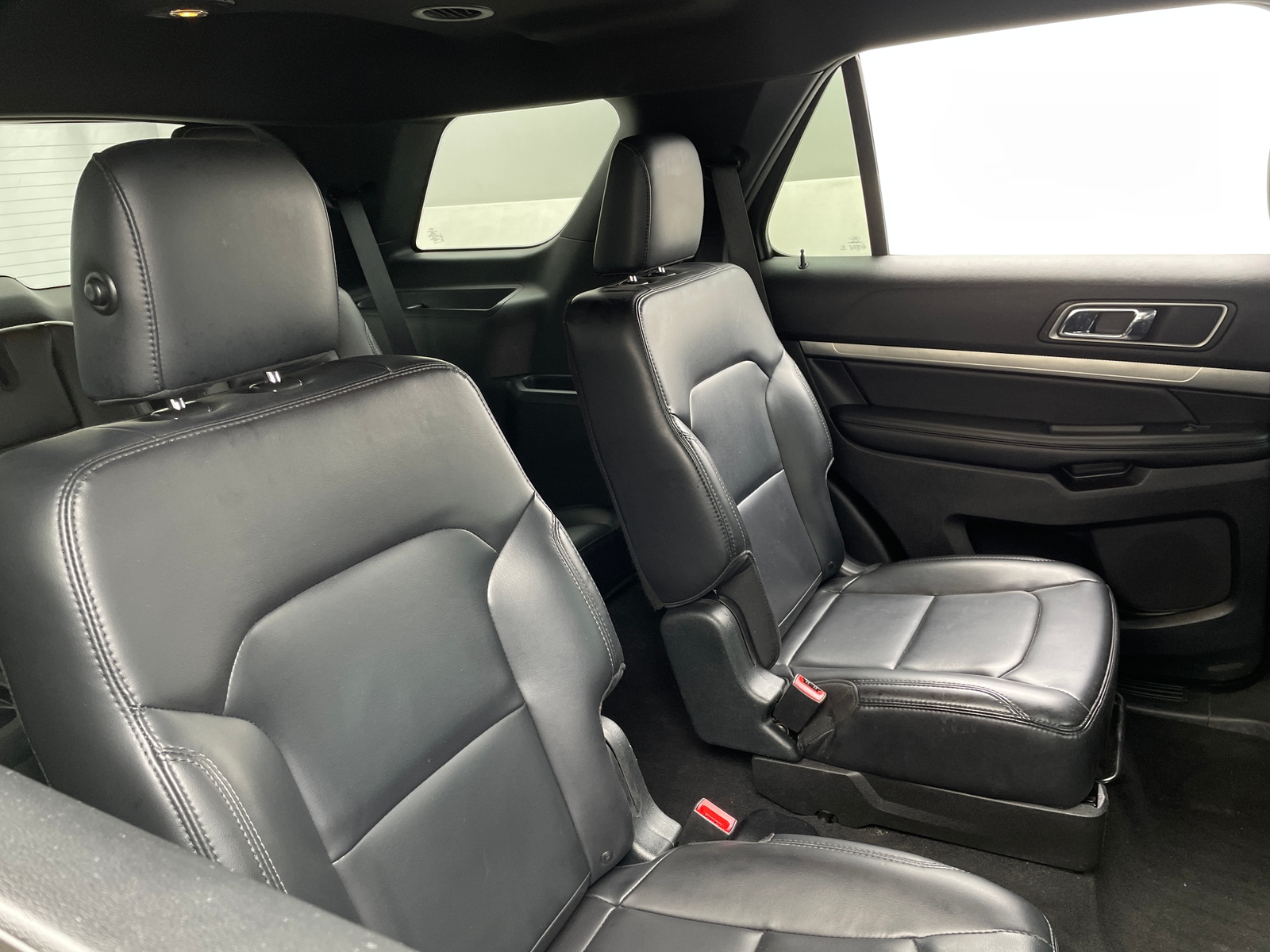 Thumbnail: 2019 Ford Explorer - 6