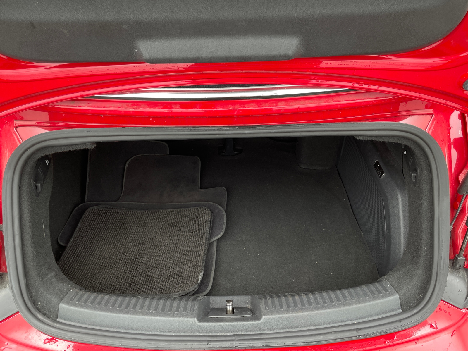 Thumbnail: 2013 Volkswagen Beetle - 6