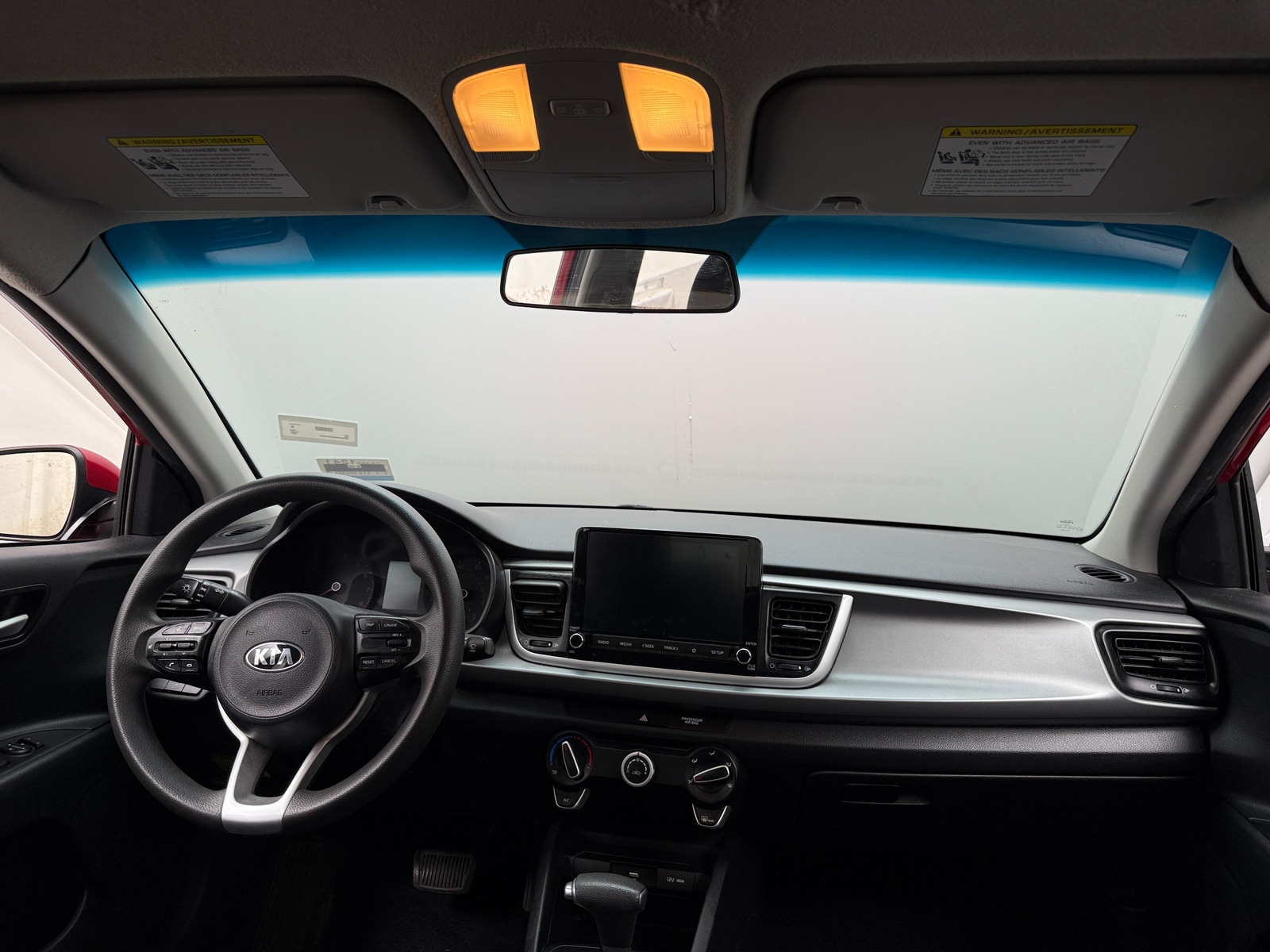 Thumbnail: 2021 Kia Rio - 3
