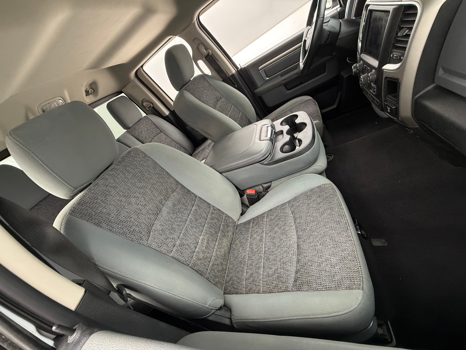 Thumbnail: 2019 RAM 1500 Classic - 2