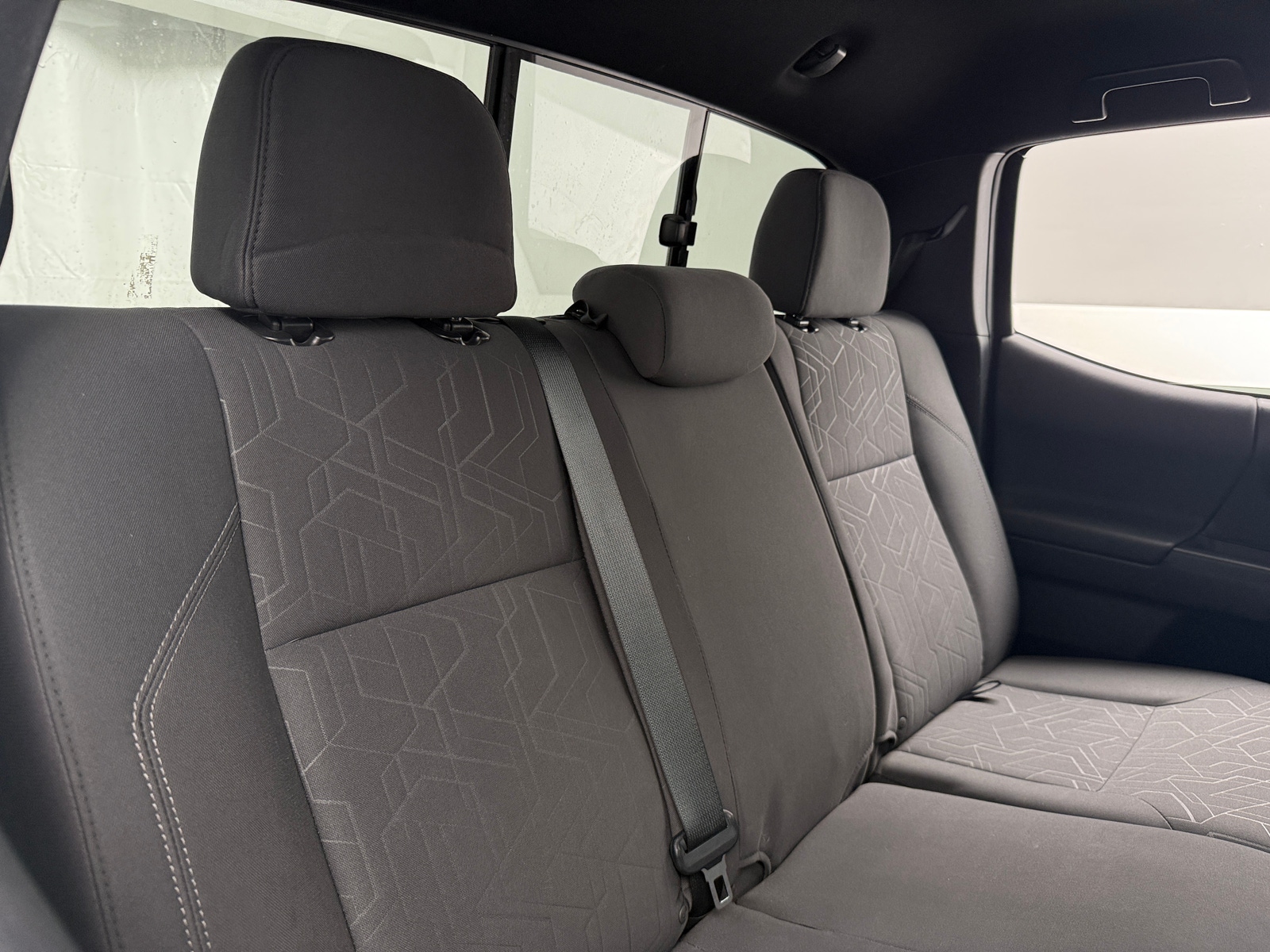 Thumbnail: 2016 Toyota Tacoma - 6