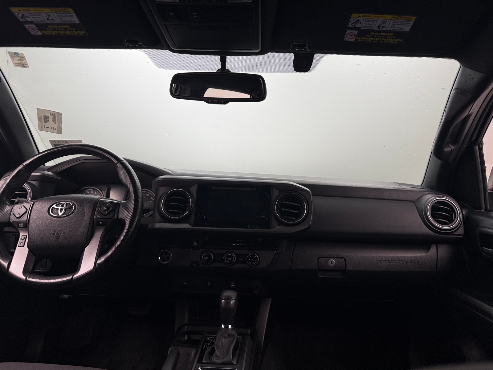 Thumbnail: 2016 Toyota Tacoma - 3
