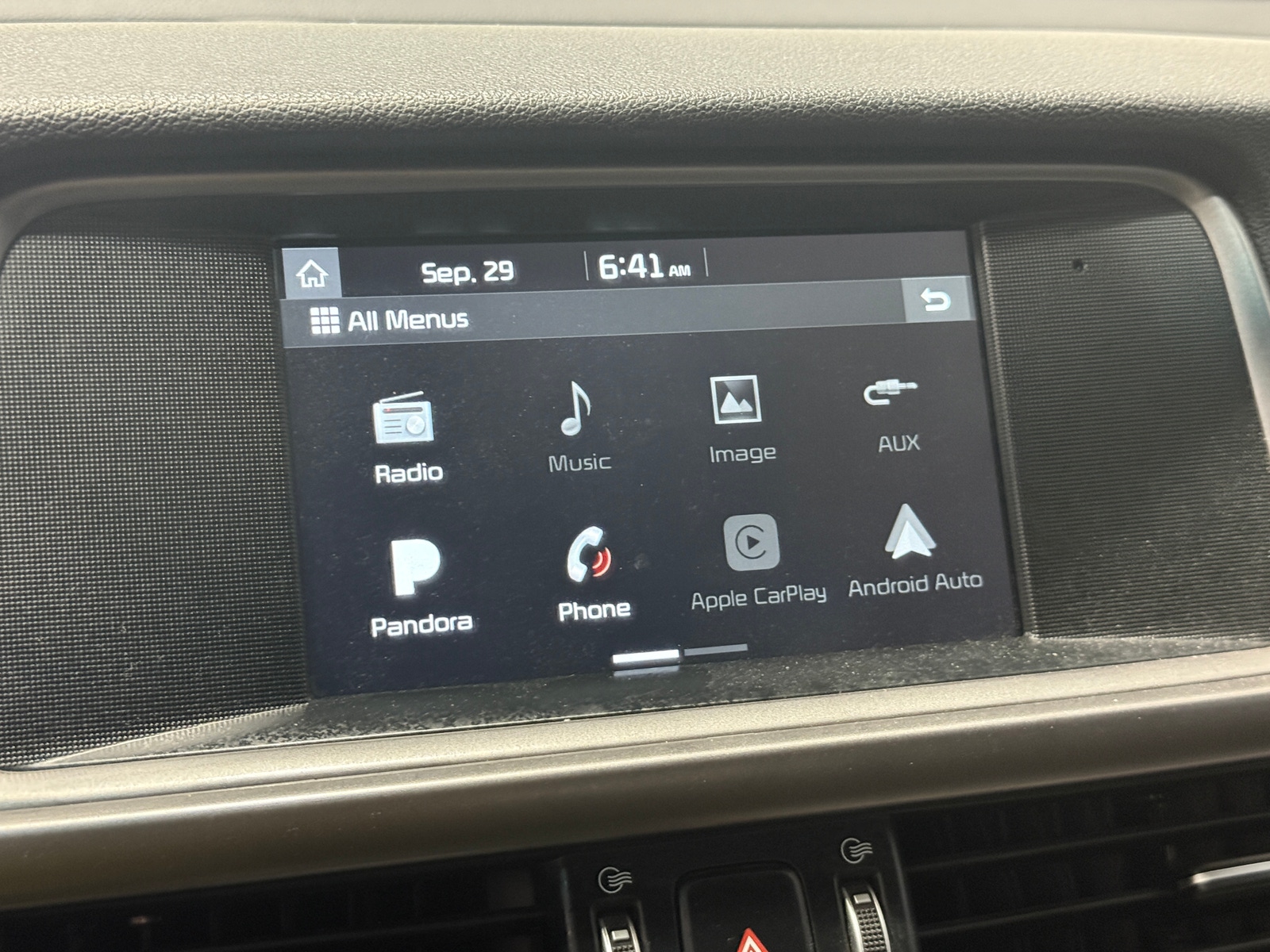 Thumbnail: 2018 Kia Optima - 4