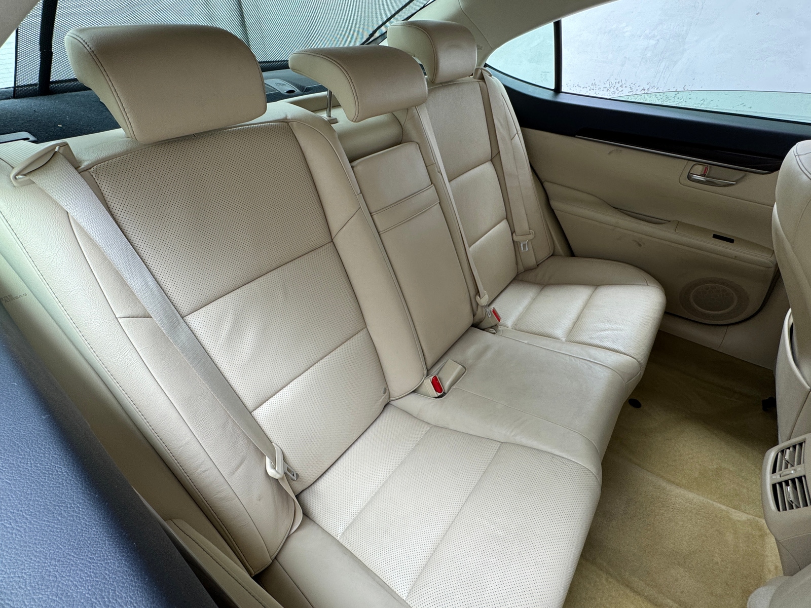 Thumbnail: 2013 Lexus ES - 5
