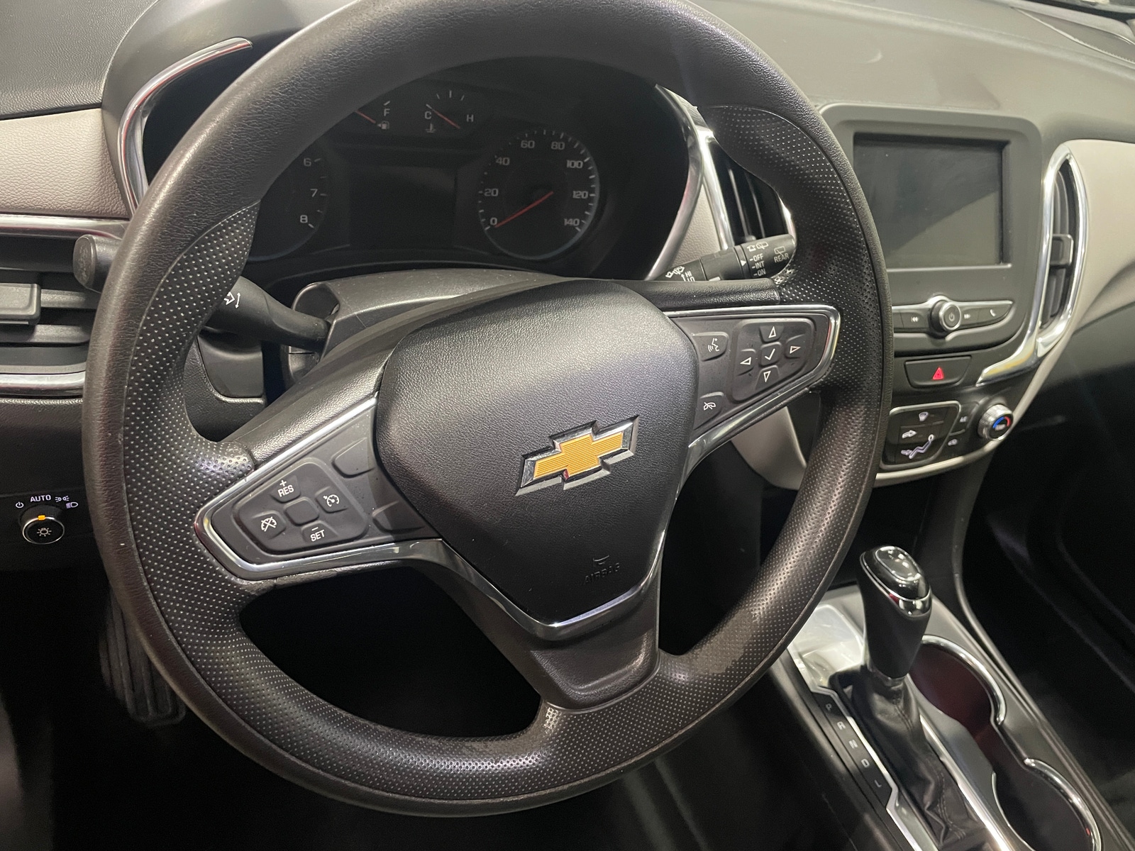 Thumbnail: 2019 Chevrolet Equinox - 5