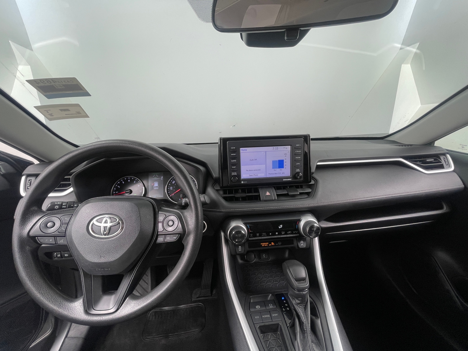 Thumbnail: 2021 Toyota RAV4 - 3