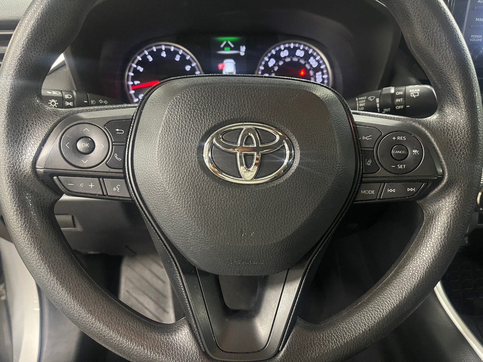 Thumbnail: 2021 Toyota RAV4 - 5