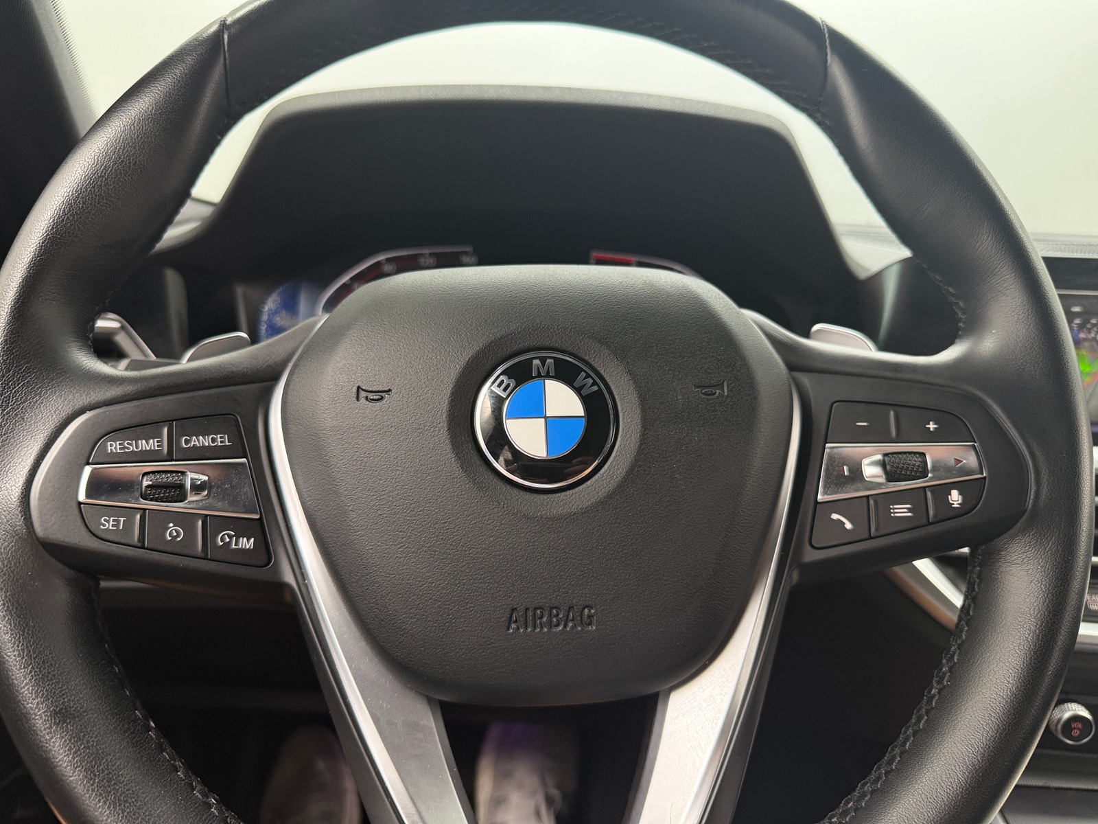 Thumbnail: 2022 BMW 3 Series - 4