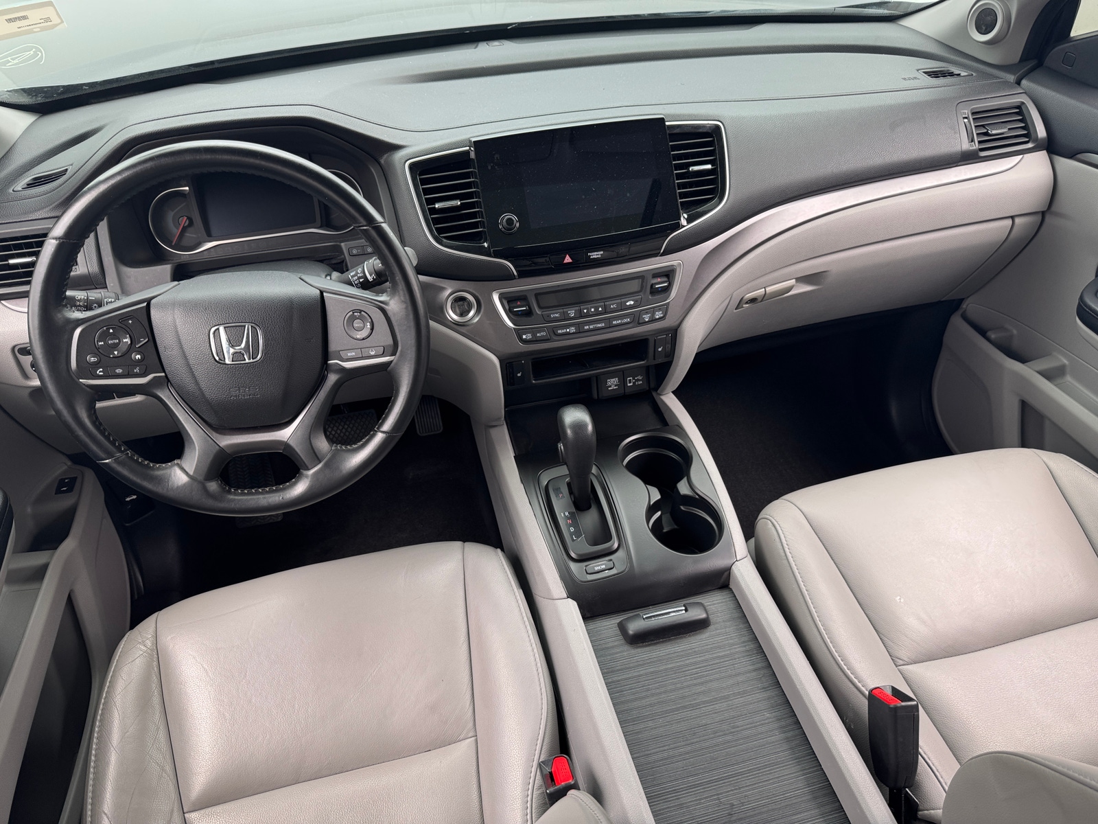 Thumbnail: 2019 Honda Pilot - 2