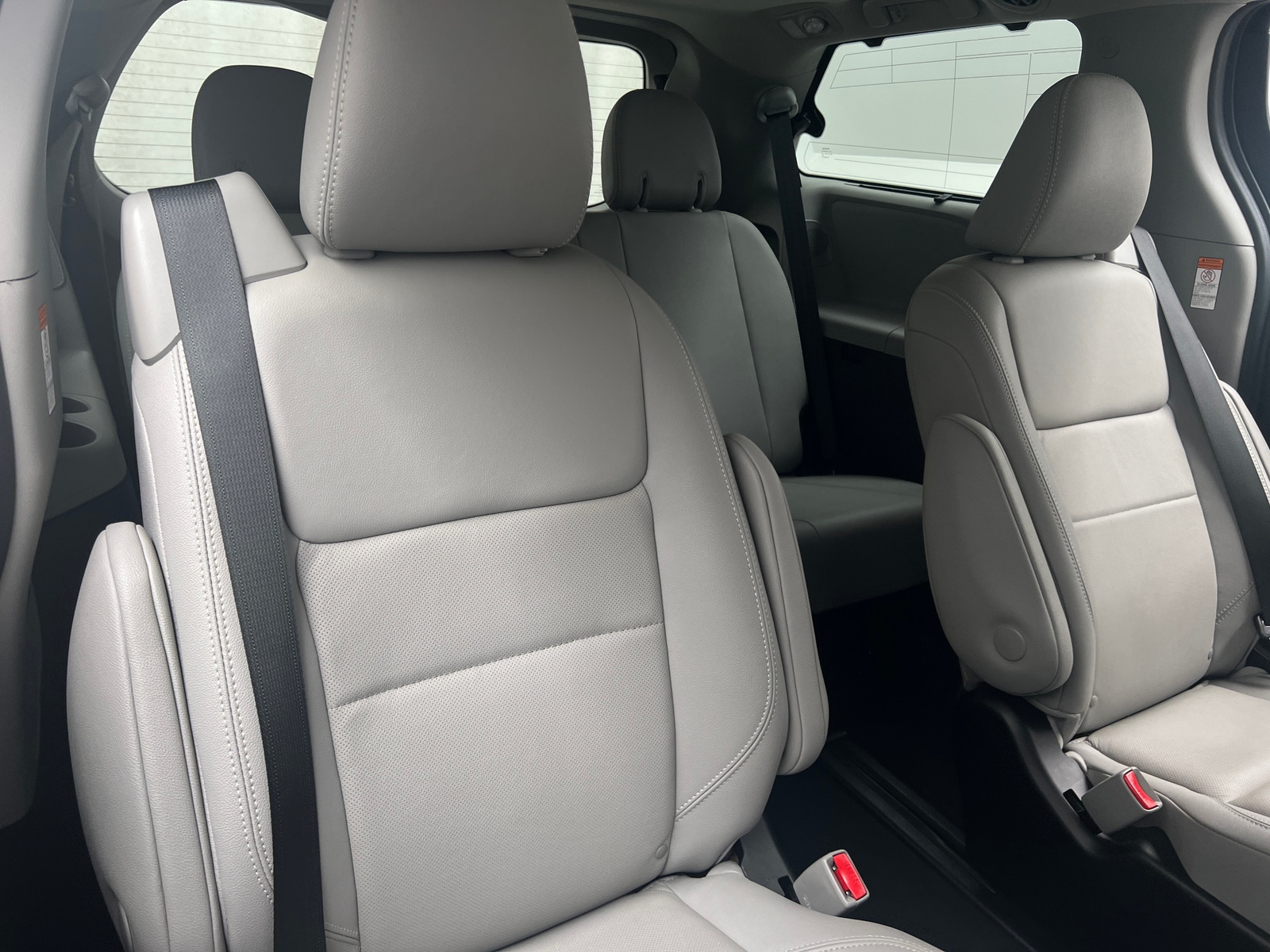 Thumbnail: 2020 Toyota Sienna - 5