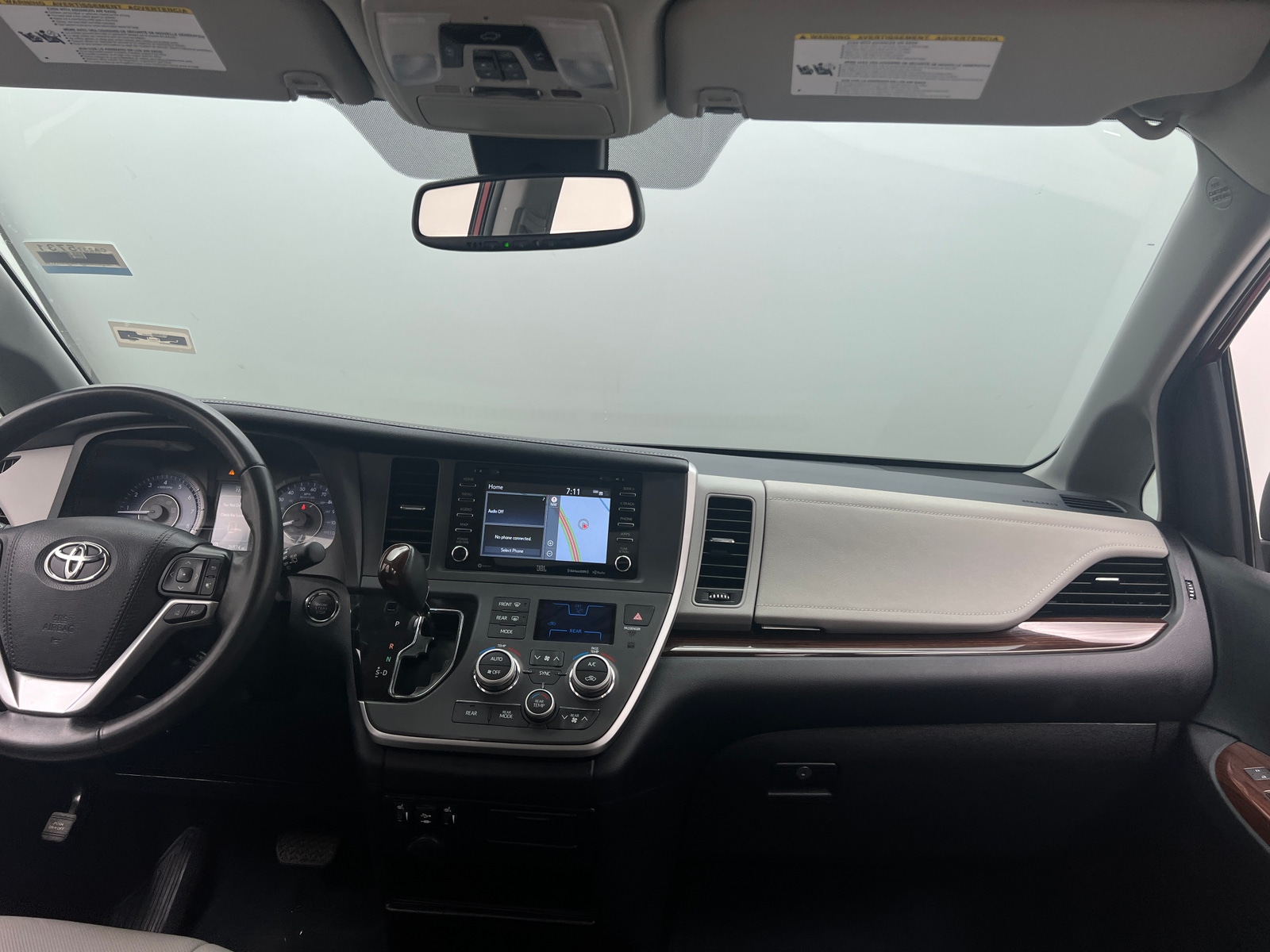 Thumbnail: 2020 Toyota Sienna - 2