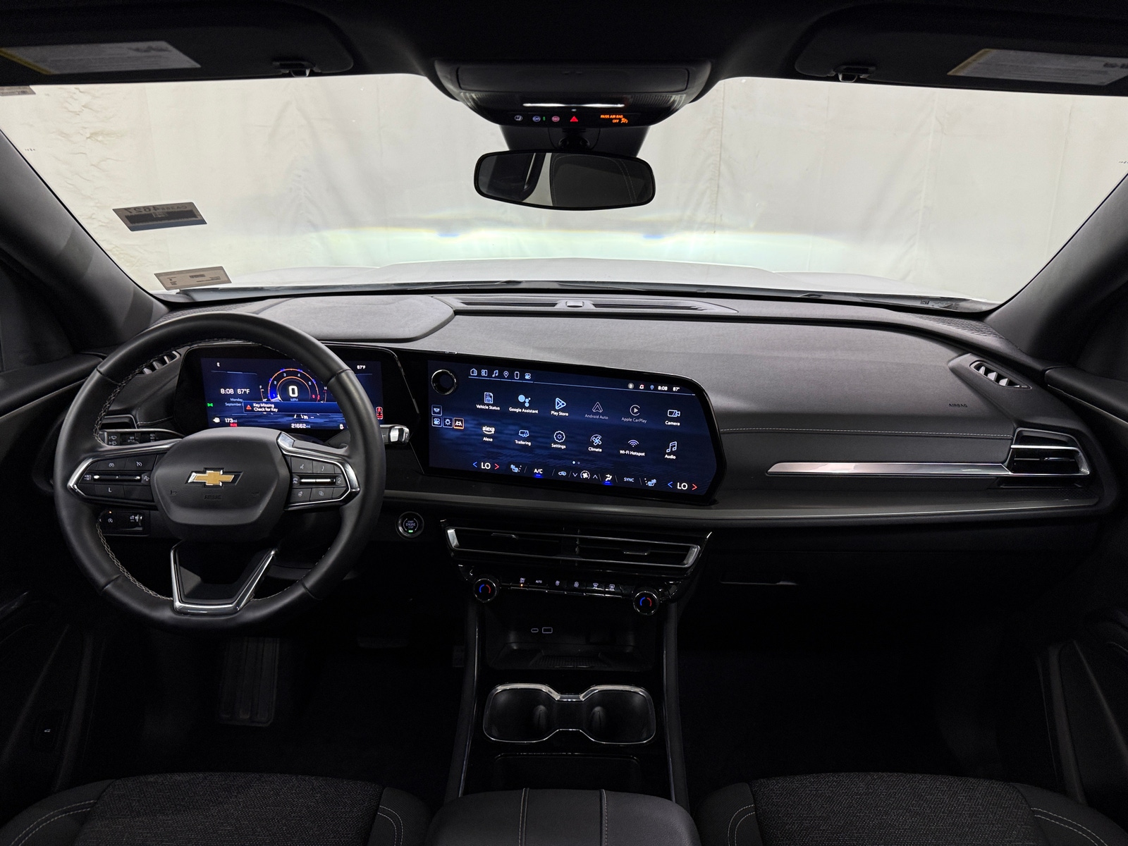 Thumbnail: 2025 Chevrolet Traverse - 3