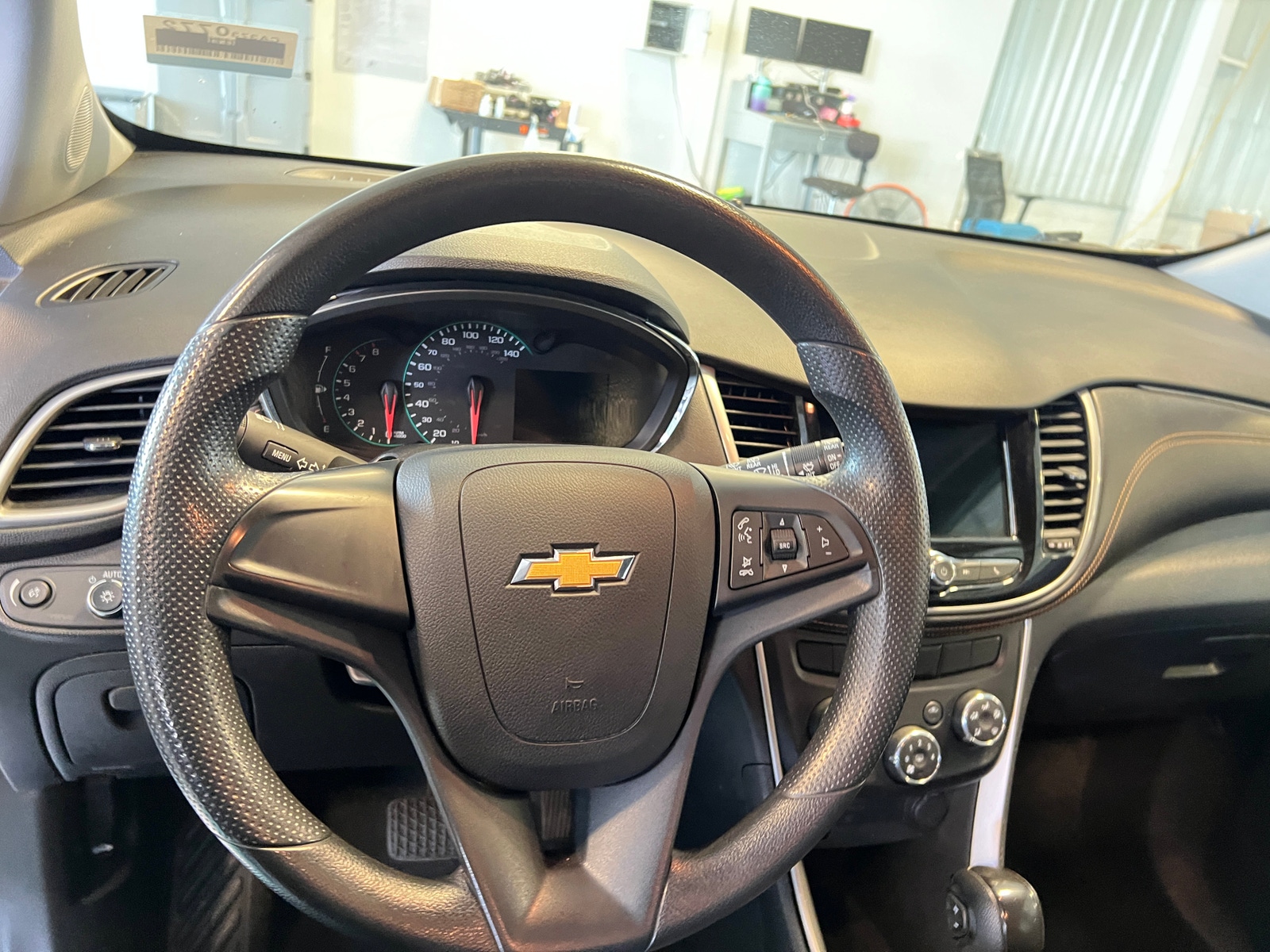 Thumbnail: 2018 Chevrolet Trax - 5