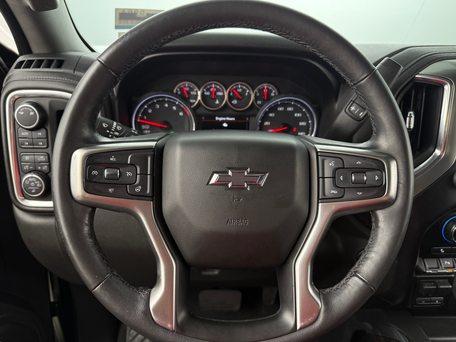 Thumbnail: 2019 Chevrolet Silverado 1500 - 5