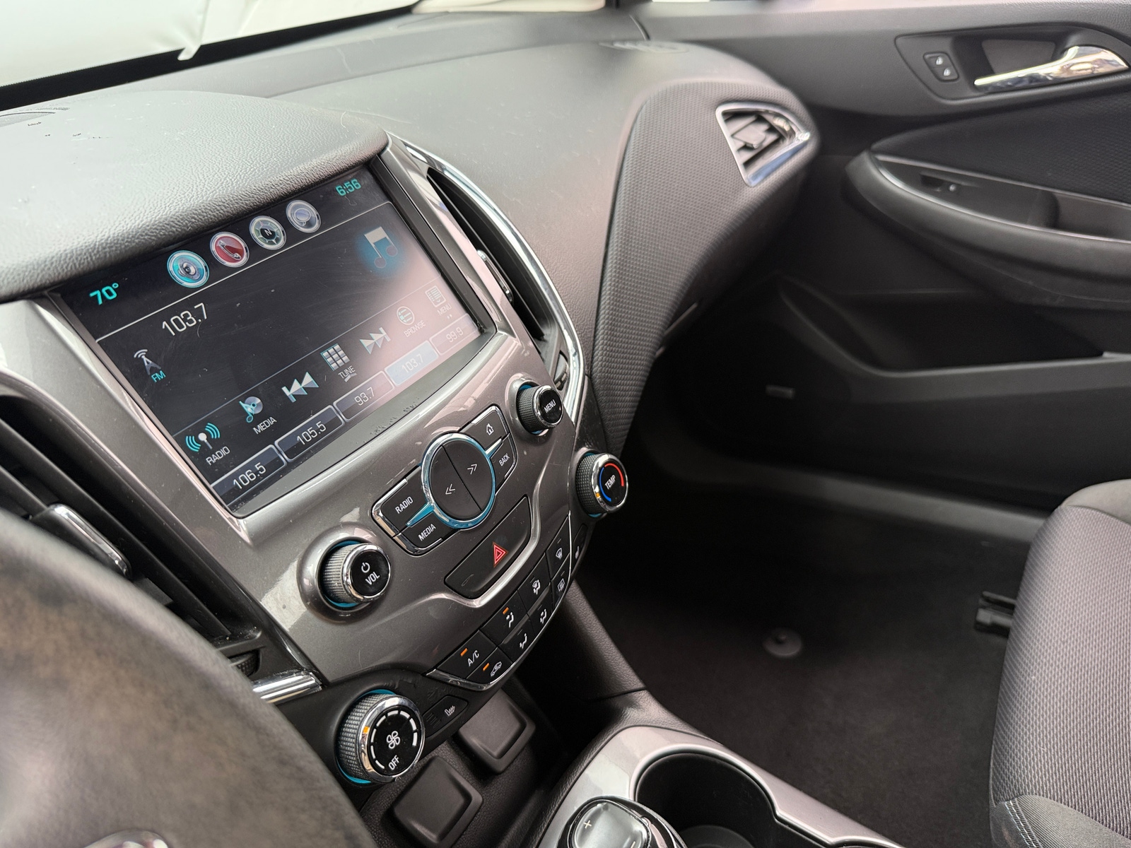 Thumbnail: 2016 Chevrolet Cruze - 4