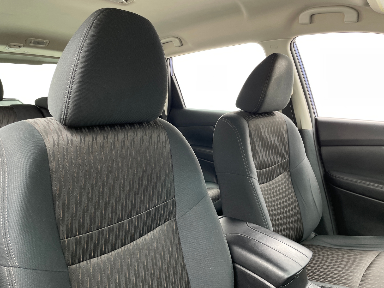 Thumbnail: 2018 Nissan Rogue - 2