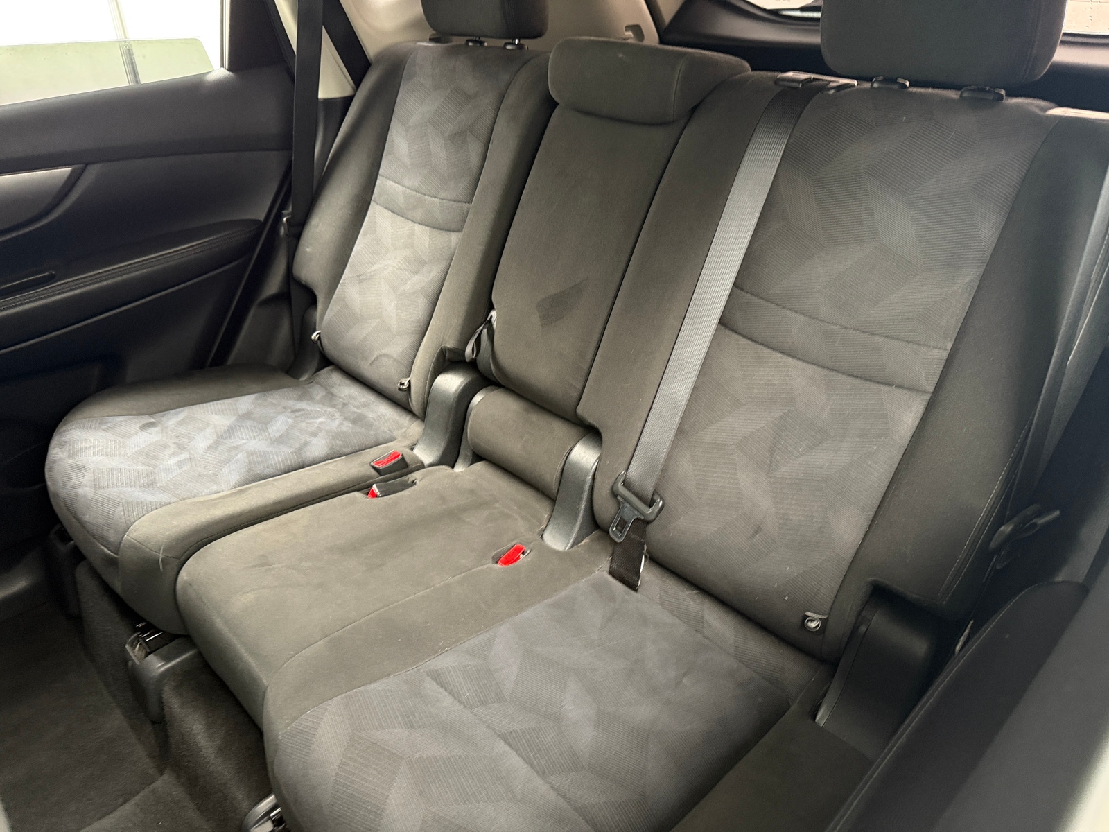 Thumbnail: 2015 Nissan Rogue - 6