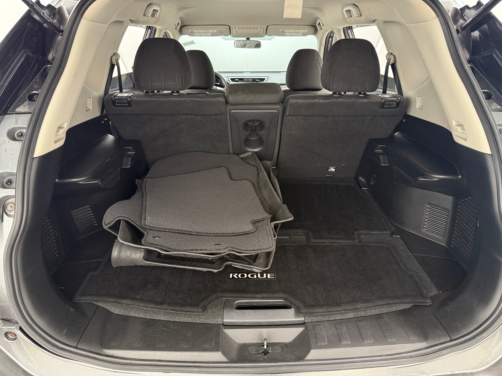 Thumbnail: 2015 Nissan Rogue - 7