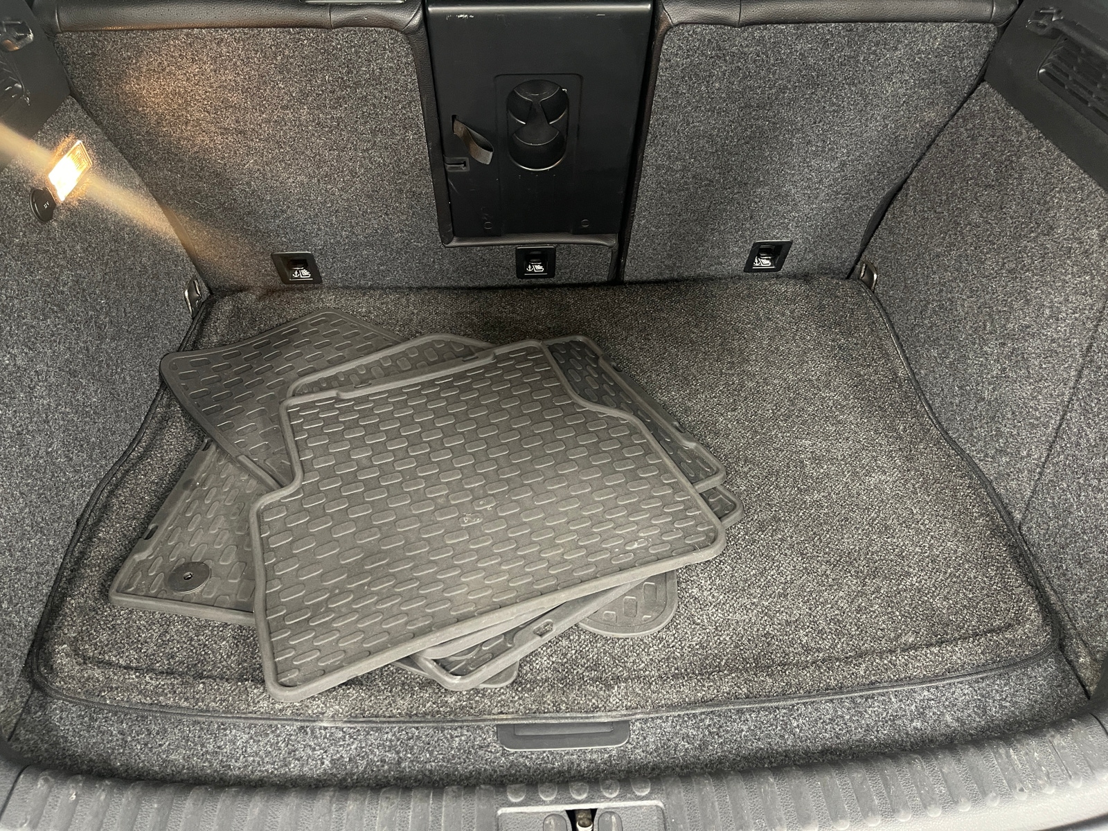 Thumbnail: 2016 Volkswagen Tiguan - 6