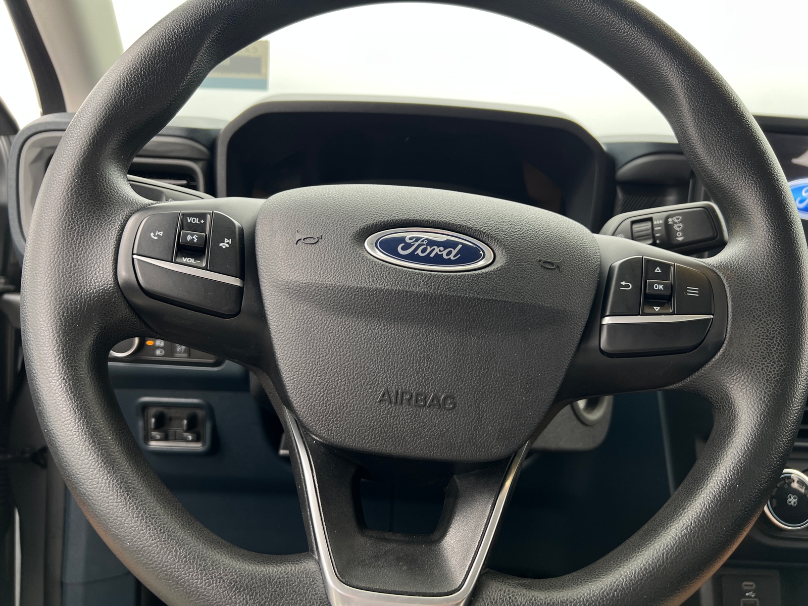 Thumbnail: 2022 Ford Maverick - 5