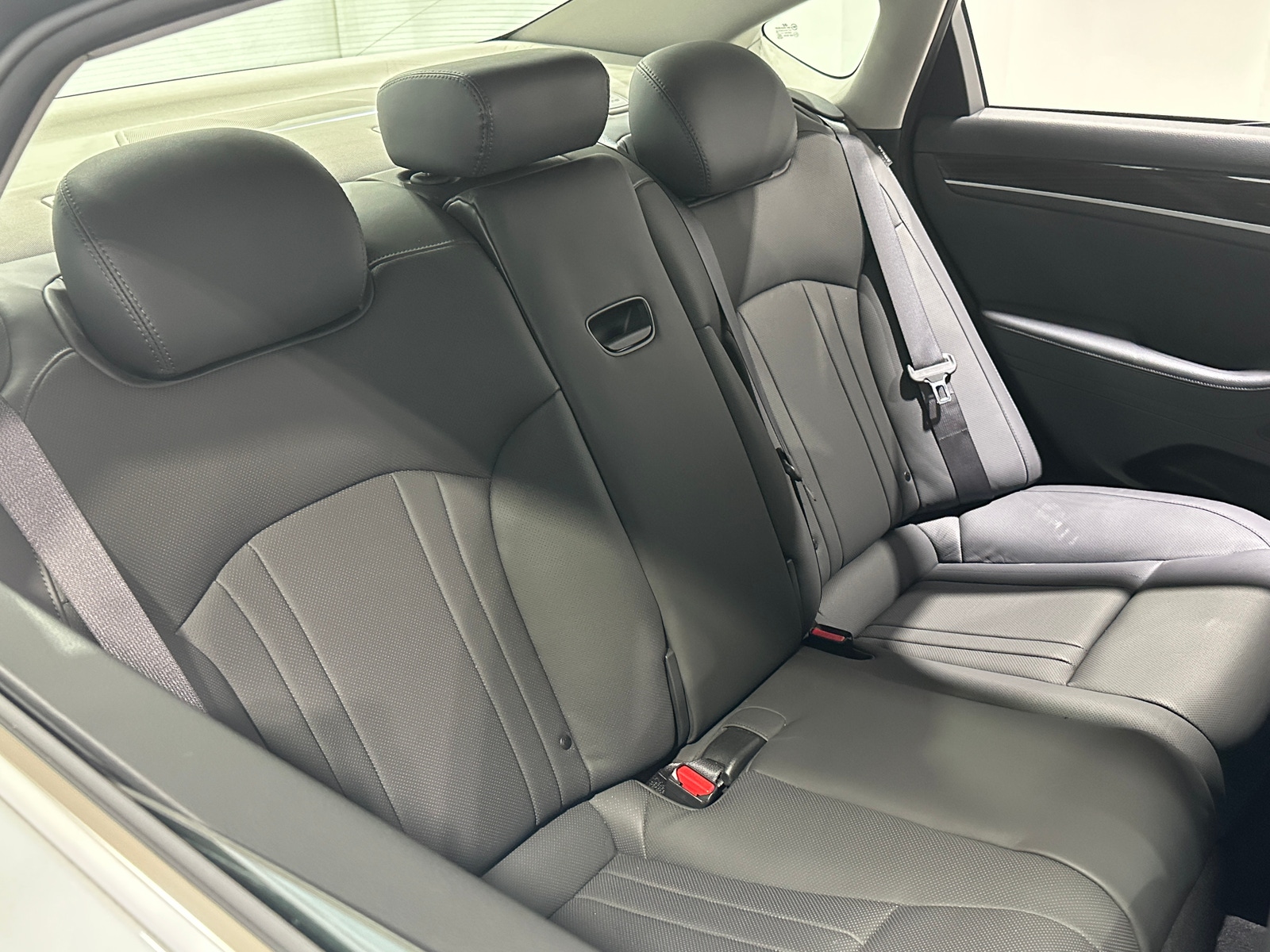 Thumbnail: 2015 Hyundai Genesis - 5